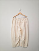 Gap Ecru Horseshoe Easy Jeans (XL)