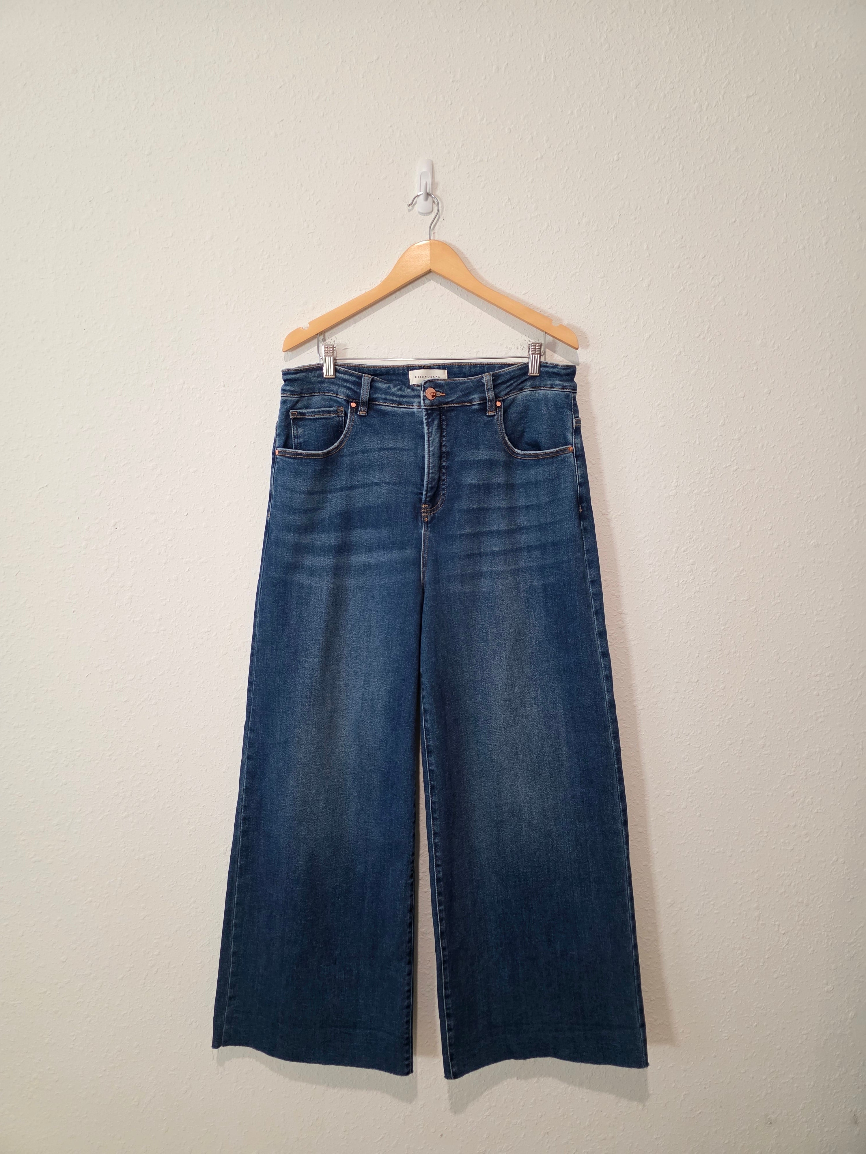 Risen Wide Leg Jeans (1X)