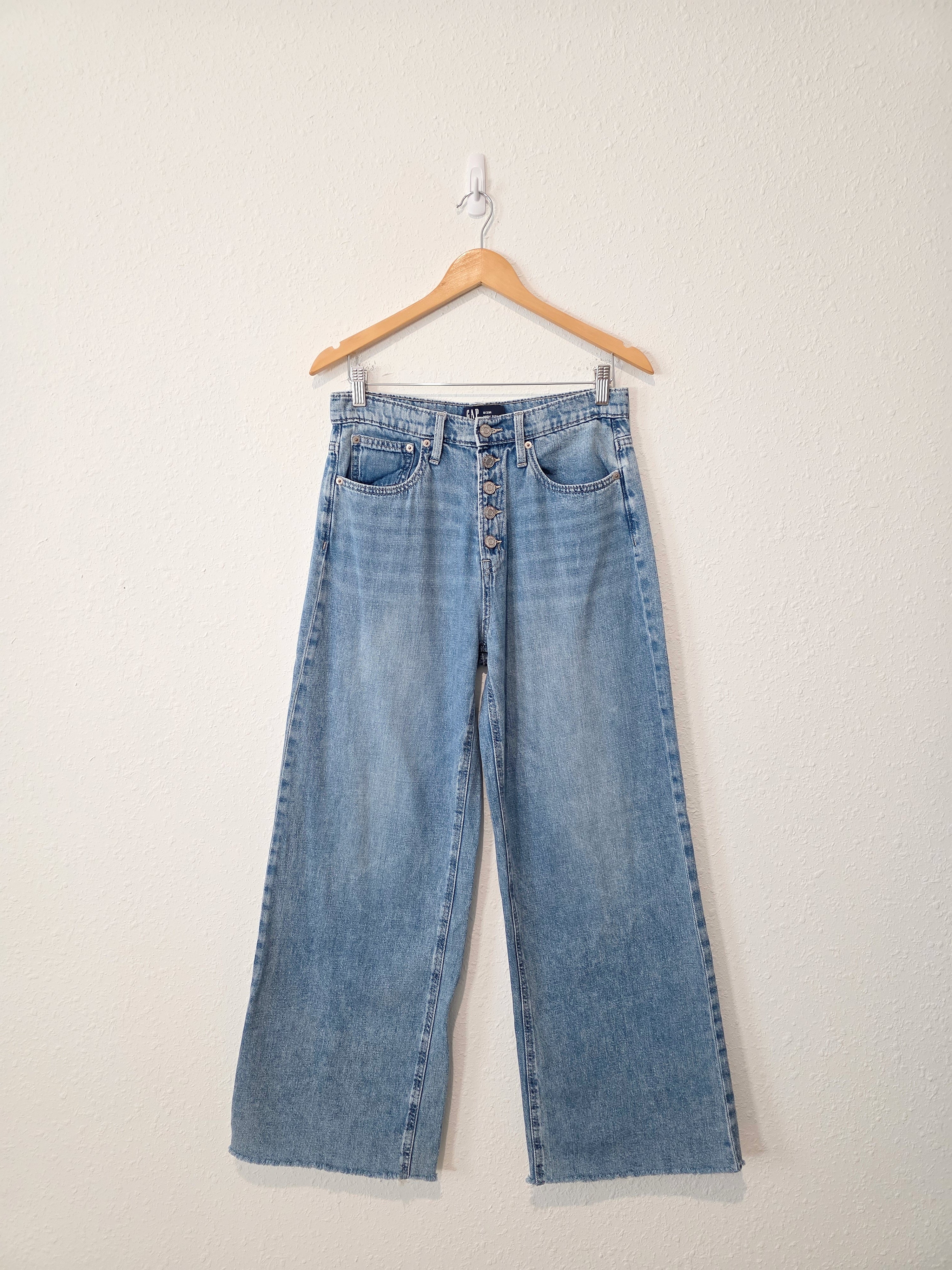 Gap High Rise Wide Leg Jeans (8/29)