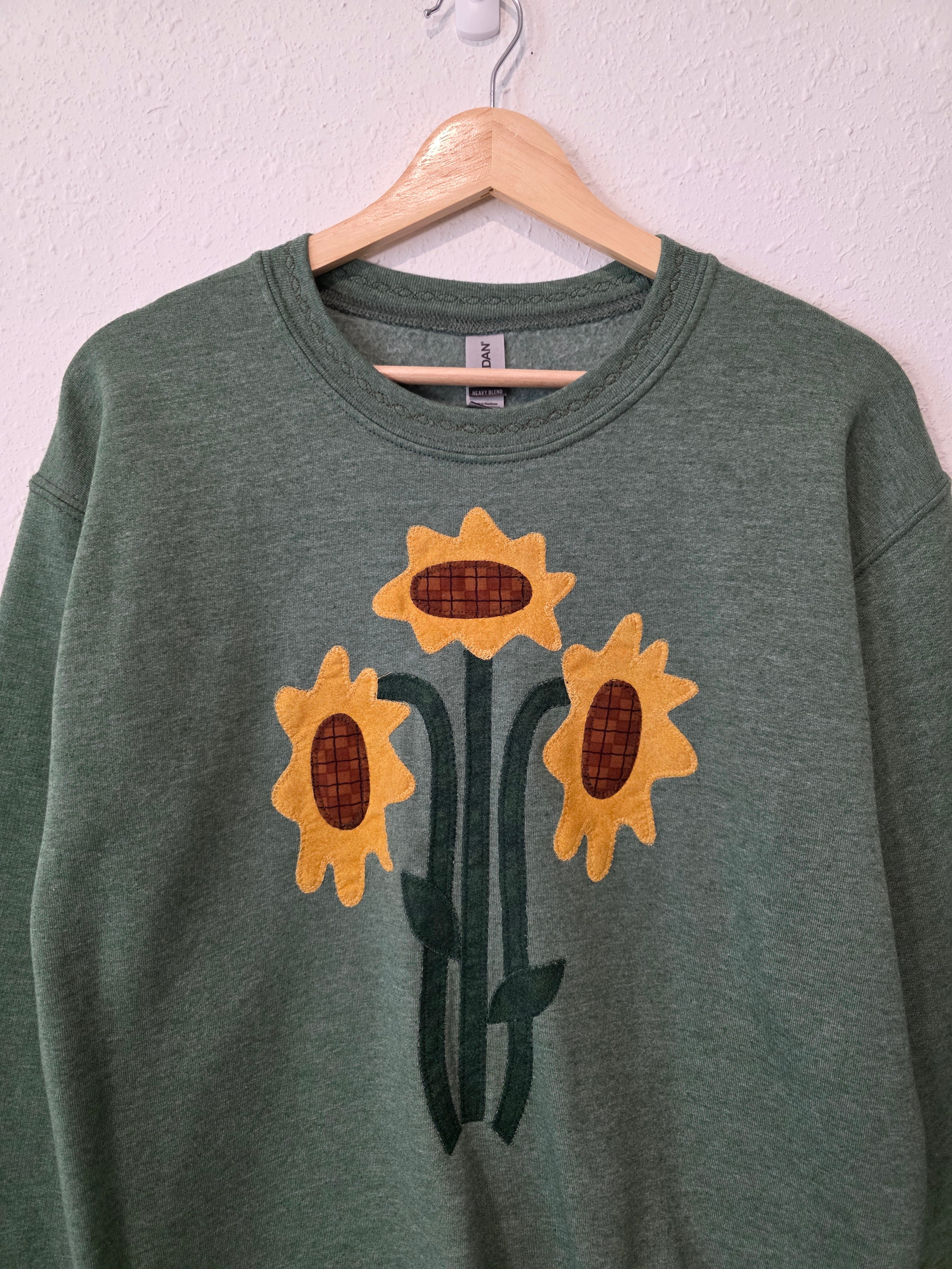 Sunflower Handstitched Crew Sweatshirt (S)