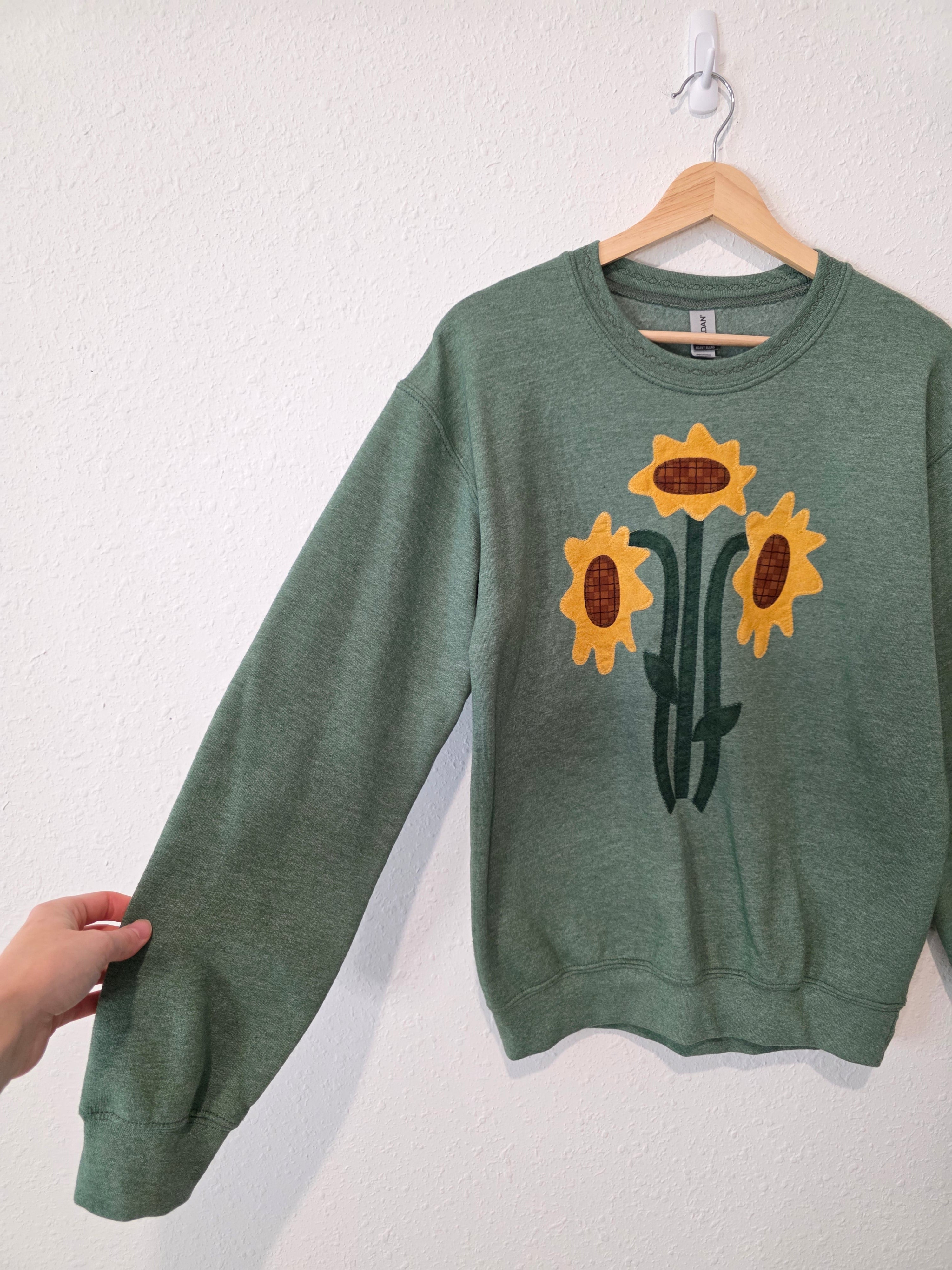 Sunflower Handstitched Crew Sweatshirt (S)
