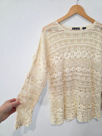 Vintage Floral Crochet Sweater (M)