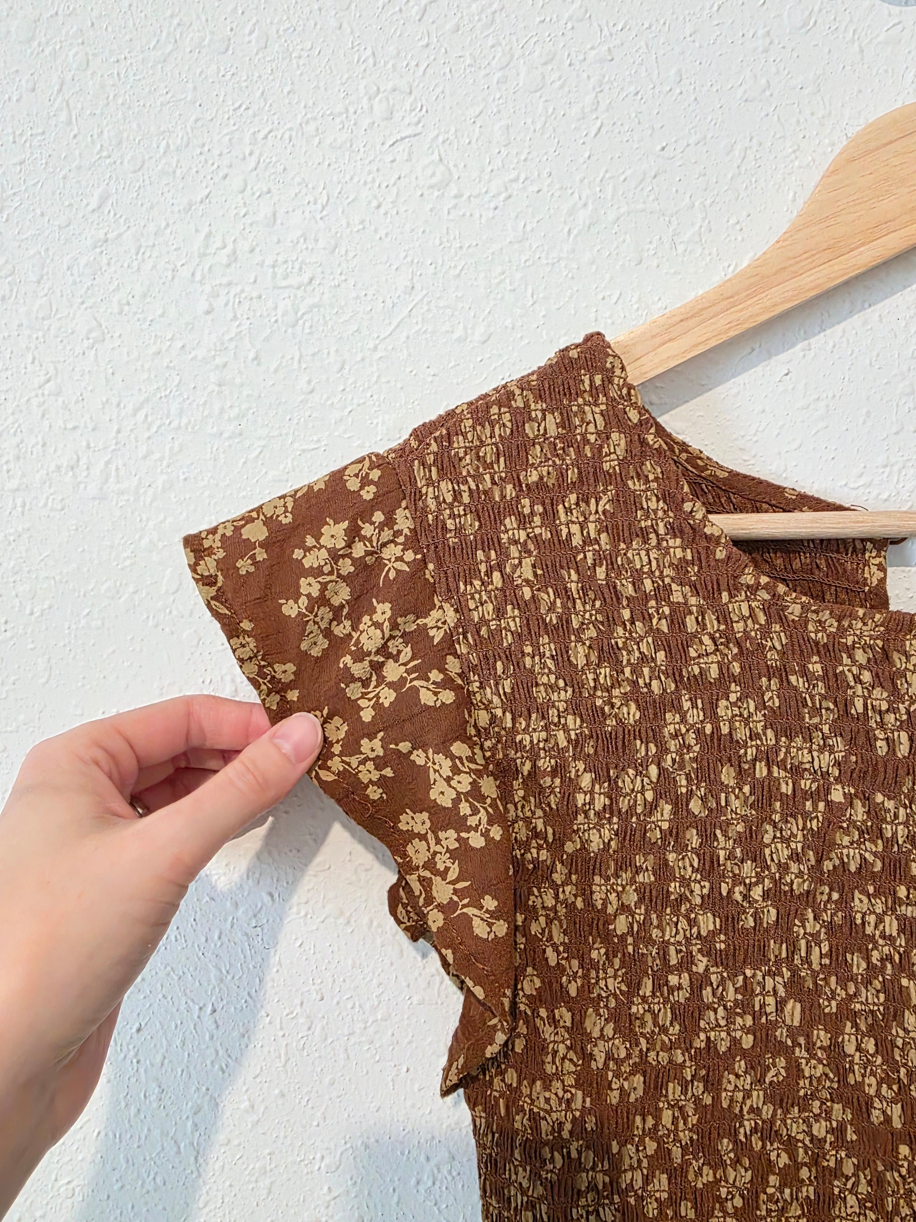 Floral Smocked Midi Dress (L)
