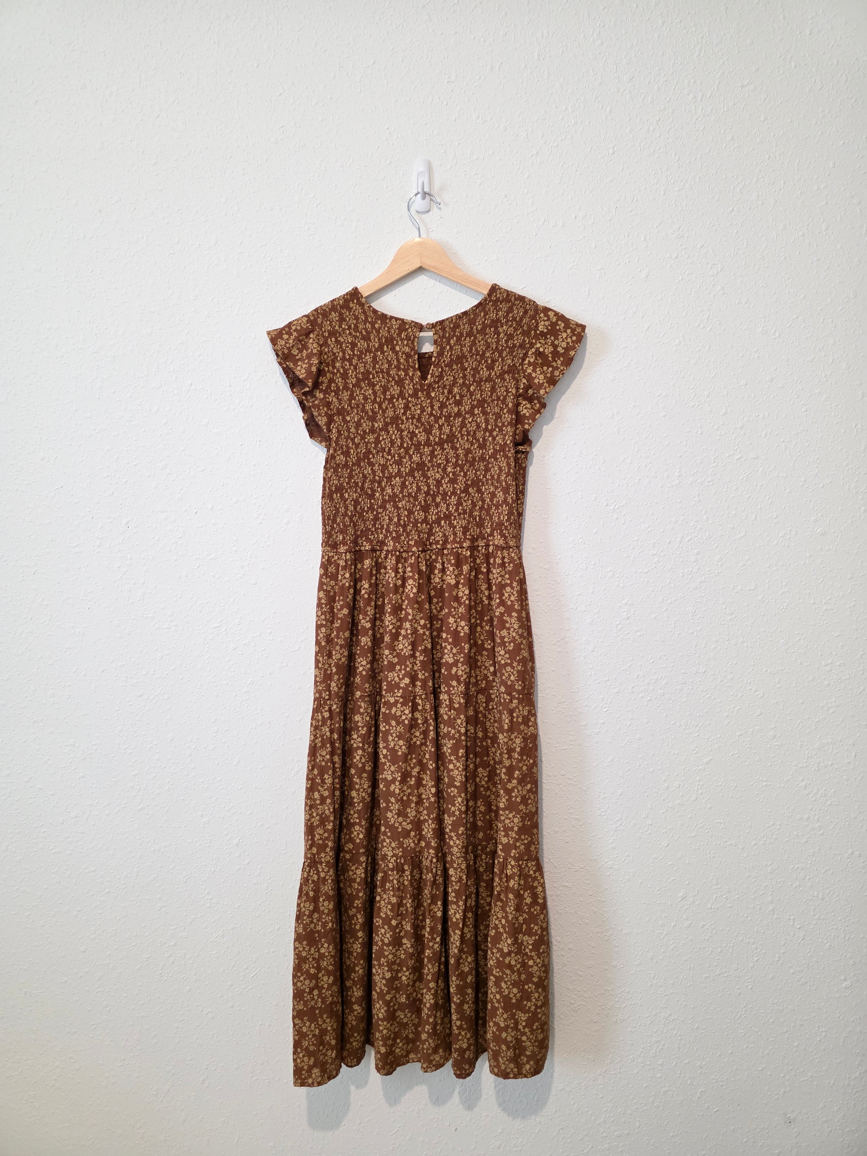 Floral Smocked Midi Dress (L)