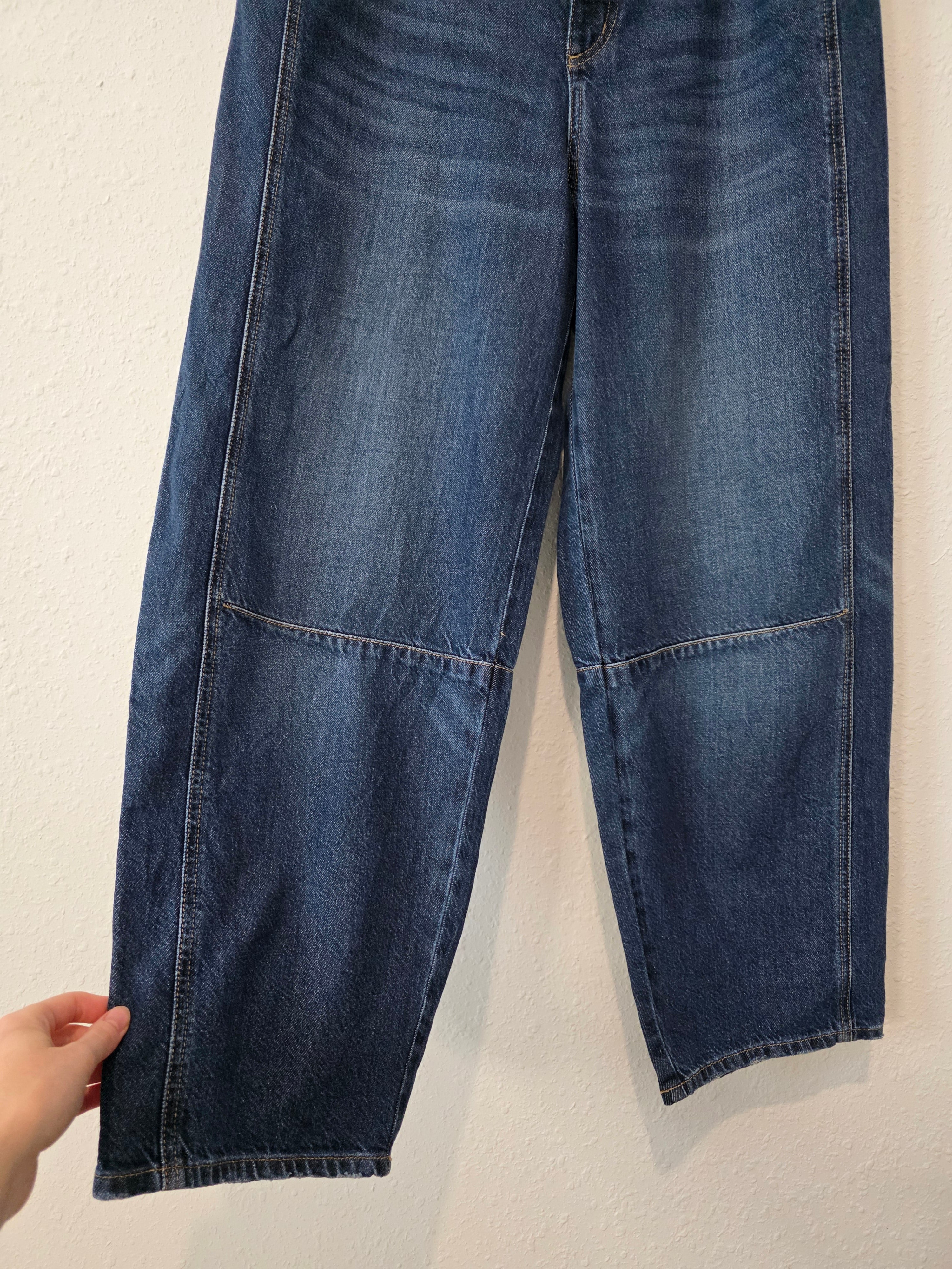 Loft Relaxed Barrel Jeans (31/12)