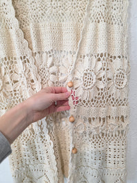 Vintage Floral Crochet Vest (S/M)