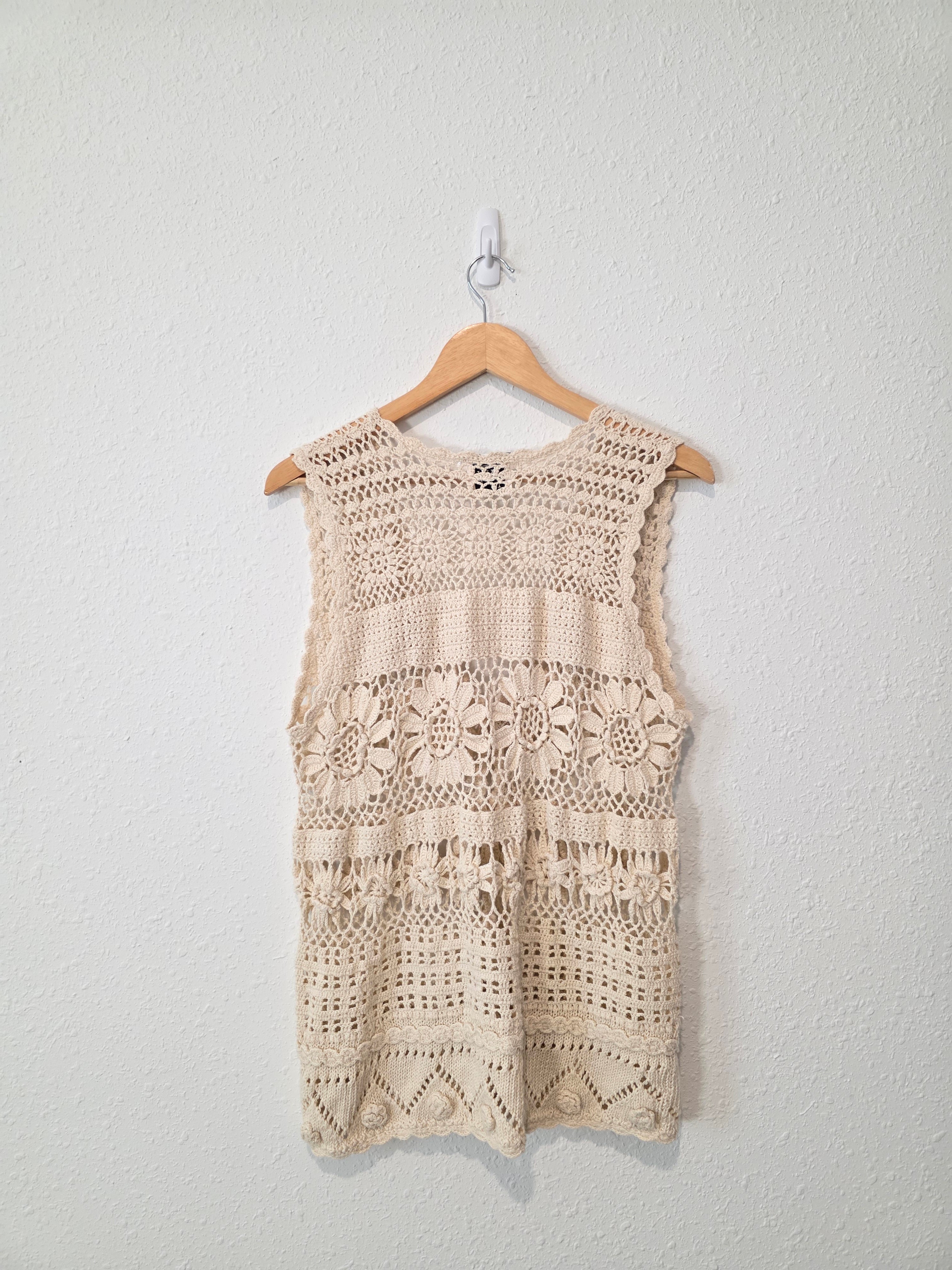Vintage Floral Crochet Vest (S/M)