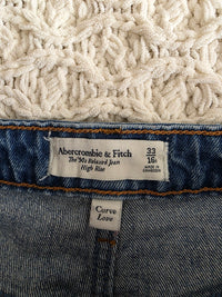 Abercrombie 90s Relaxed Jeans (33/16)