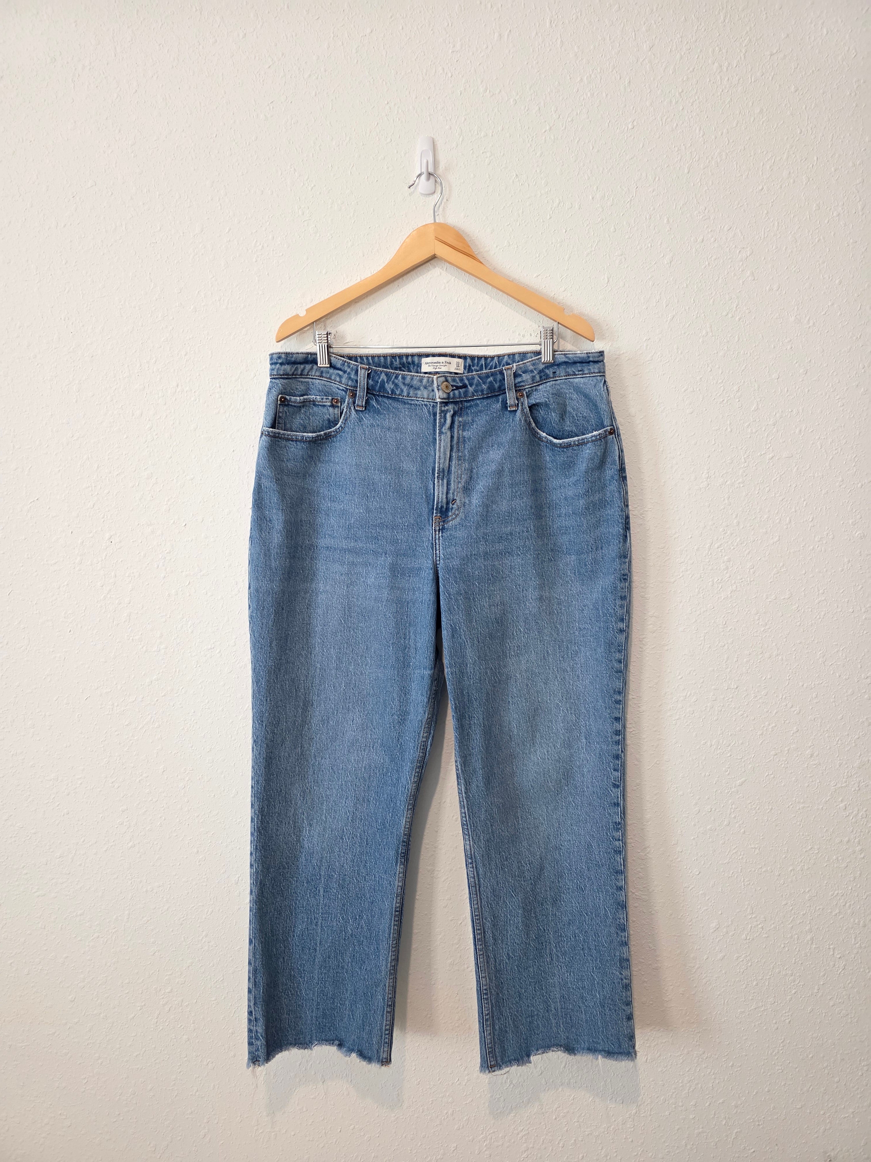 Abercrombie Vintage Straight Jeans (33/16)