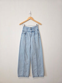 Madewell Light Wash Wide Leg Jeans (23)