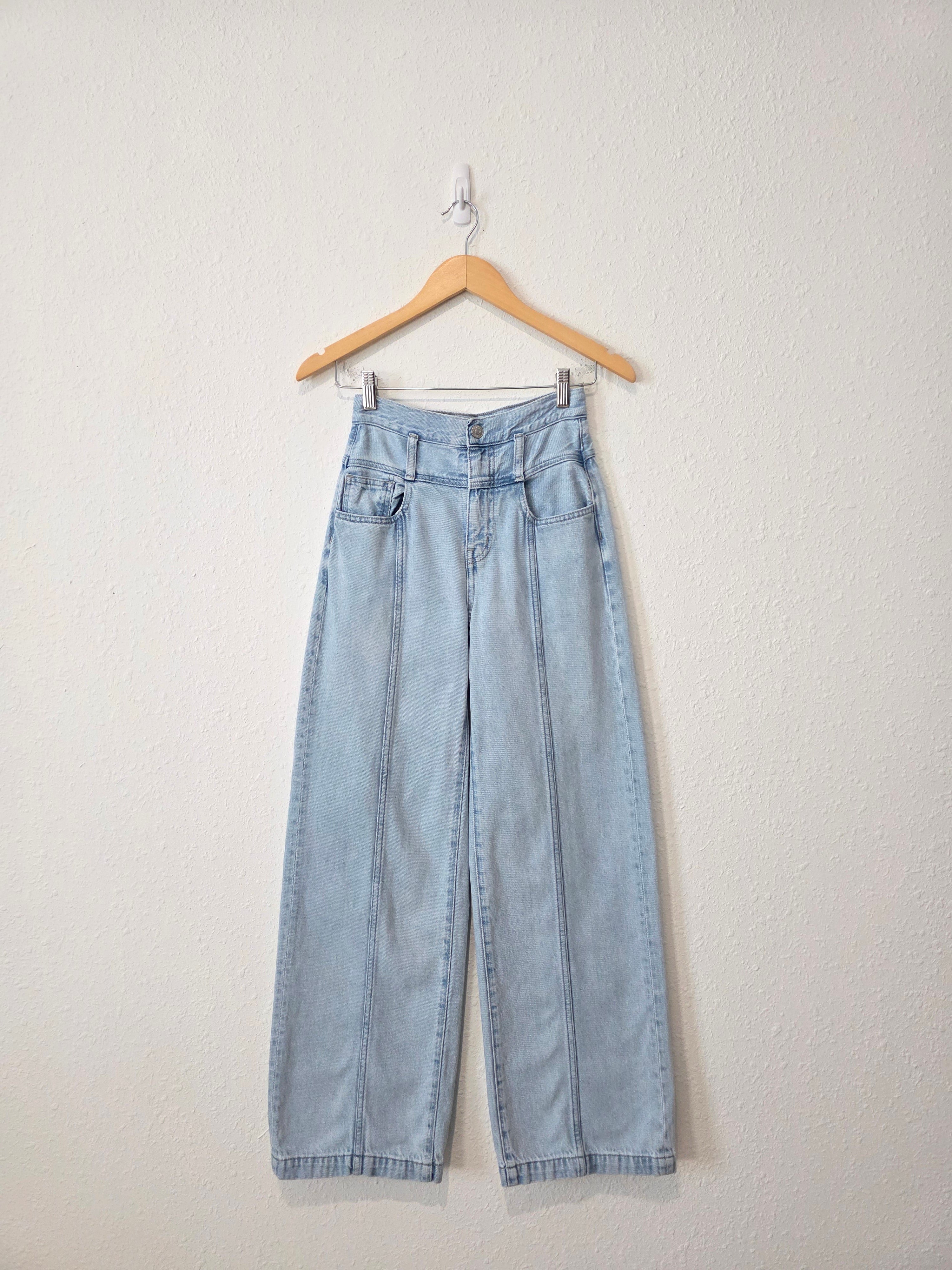Madewell Light Wash Wide Leg Jeans (23)