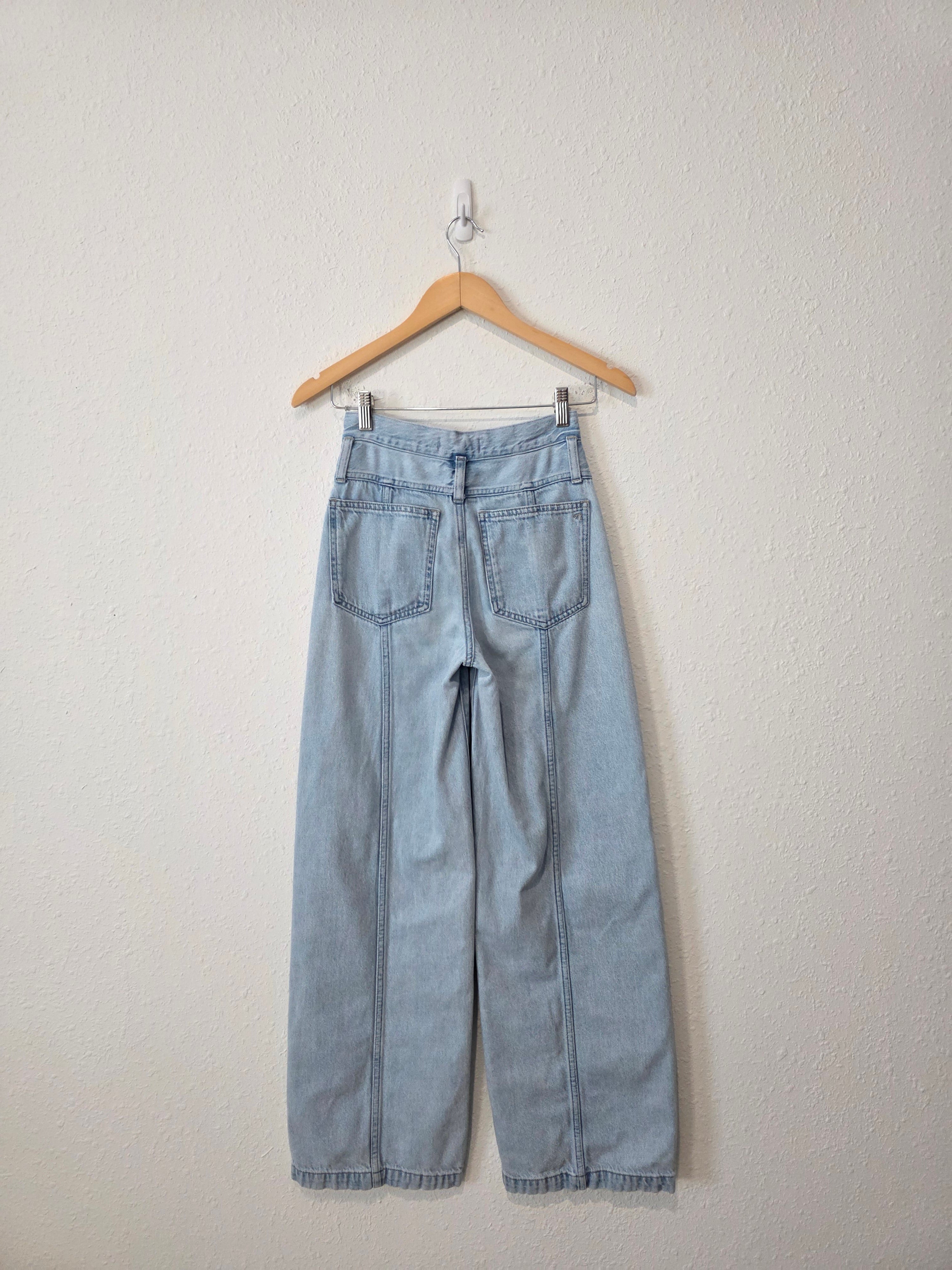 Madewell Light Wash Wide Leg Jeans (23)
