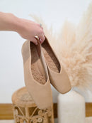 Vivaia Square Toe Rib Flats (10.5)