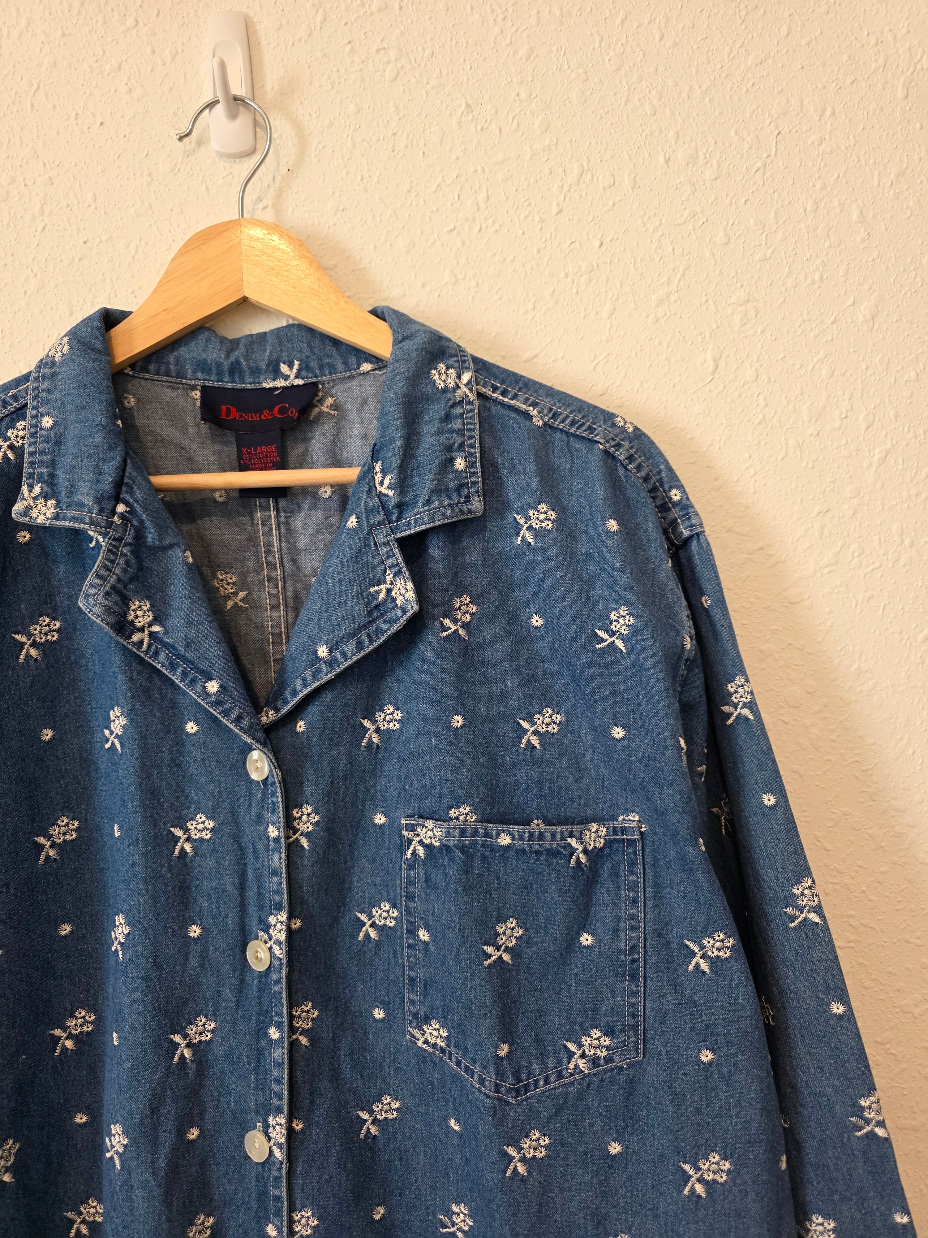 Vintage Floral Embroidered Denim Button Up (XL)
