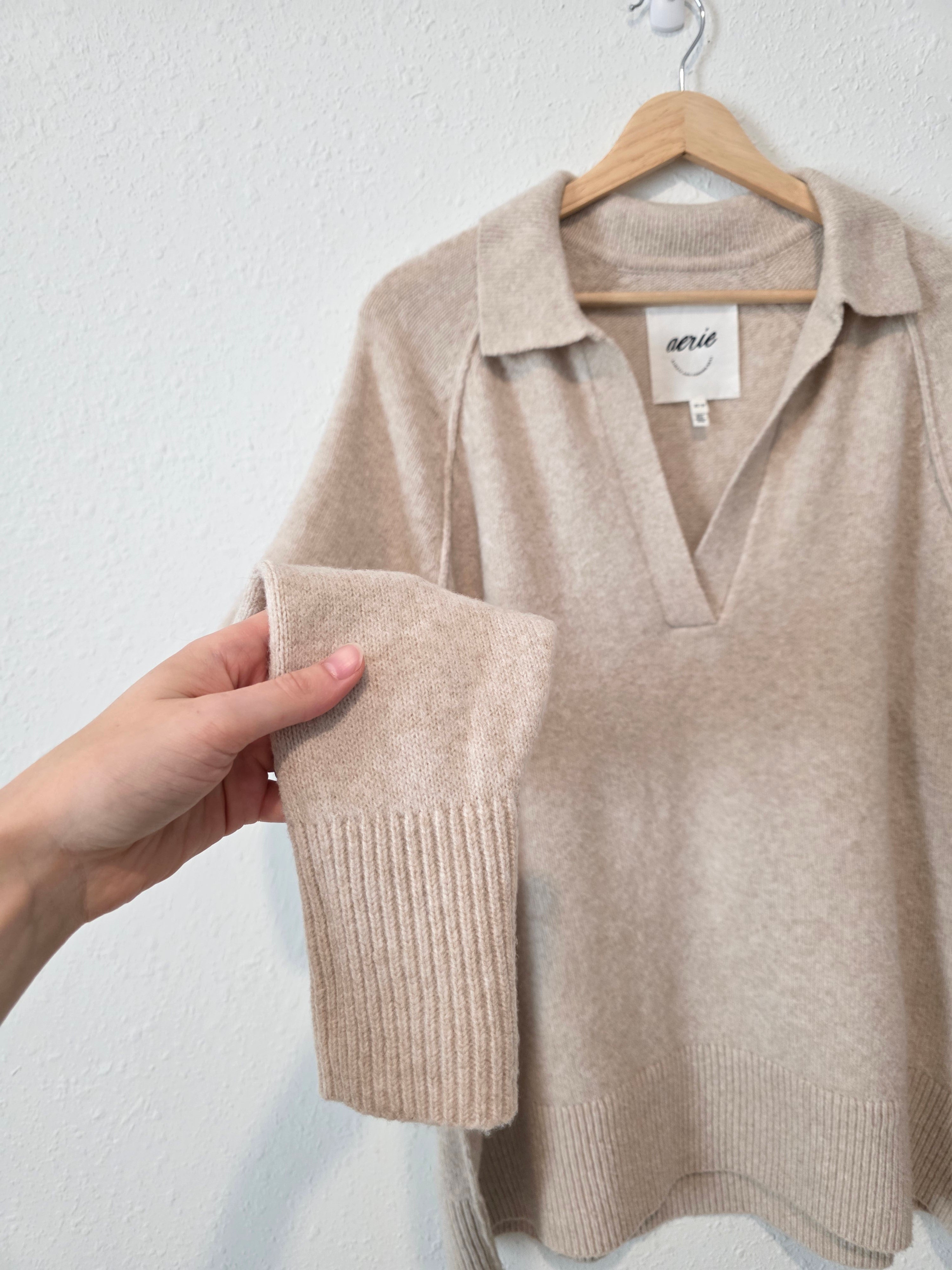 Aerie V Neck Oversized Sweater (XS)