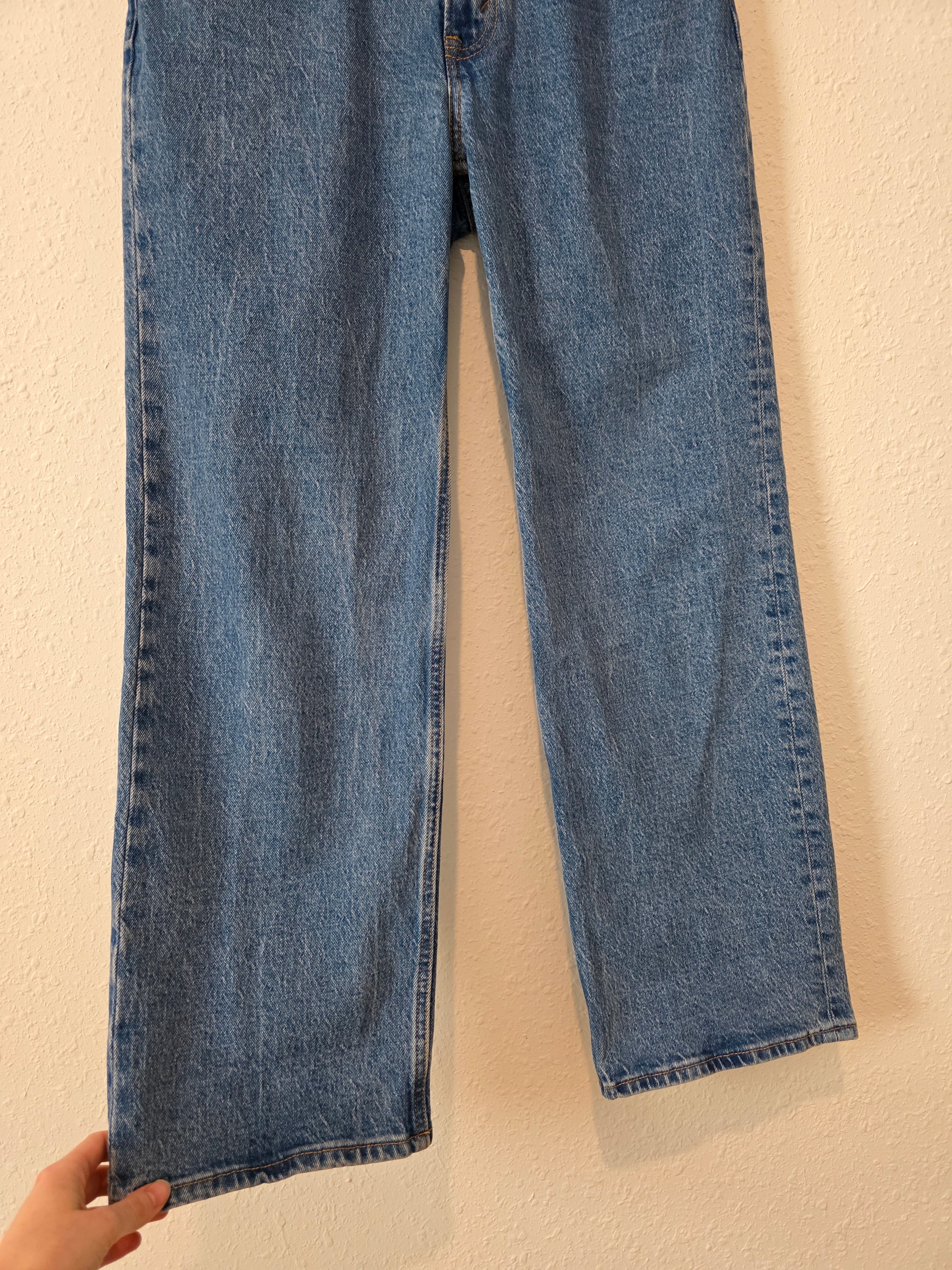 Abercrombie 90s Relaxed Jeans (26 short)