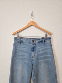 Oat Light Wash Wide Leg Jeans (10/30)