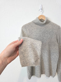 Cashmere Turtleneck Sweater (M)
