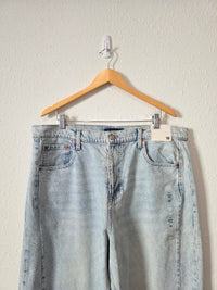 NEW Light Wash Barrel Jeans (18)