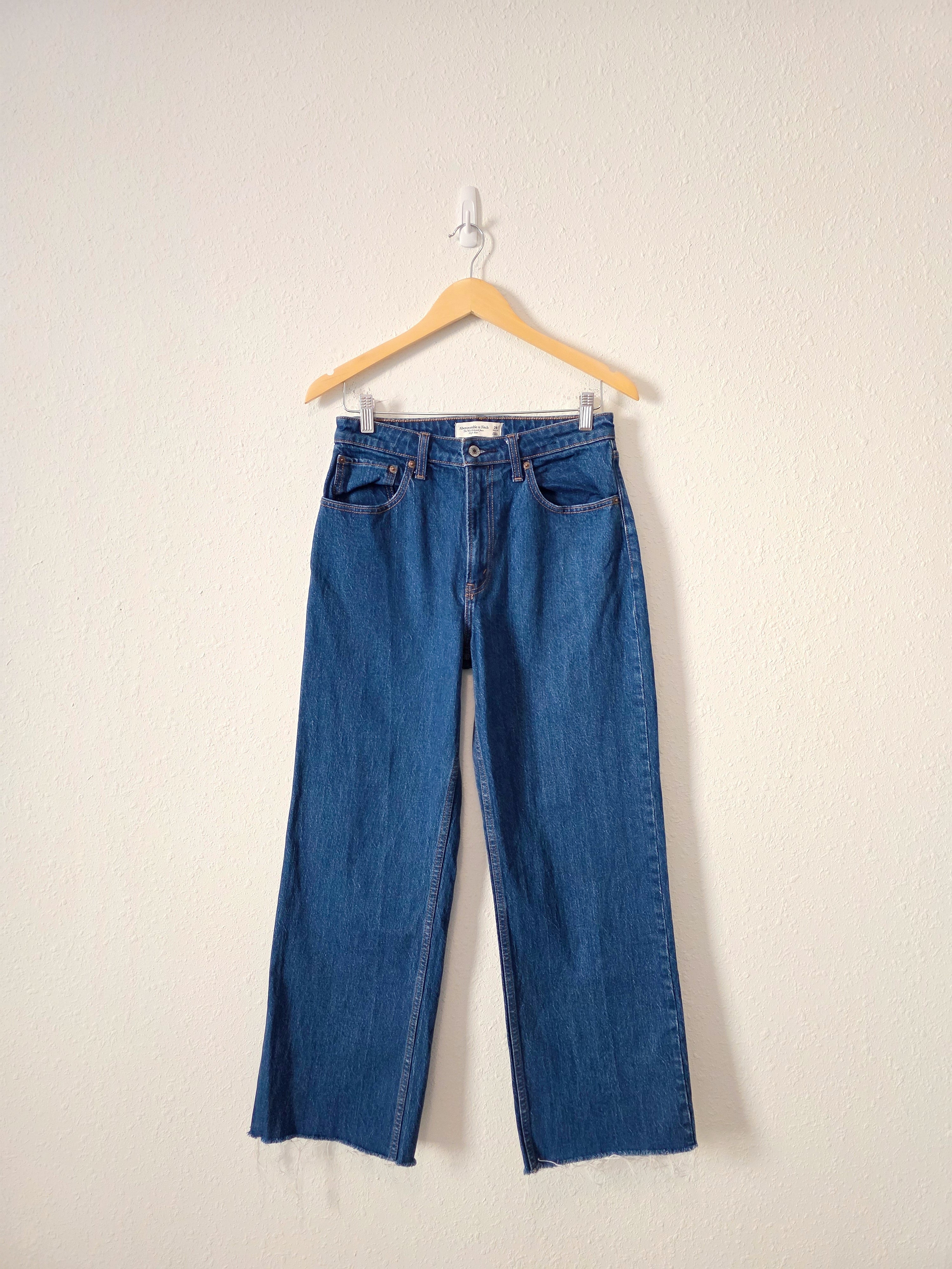 Abercrombie 90s Relaxed Jeans (28)