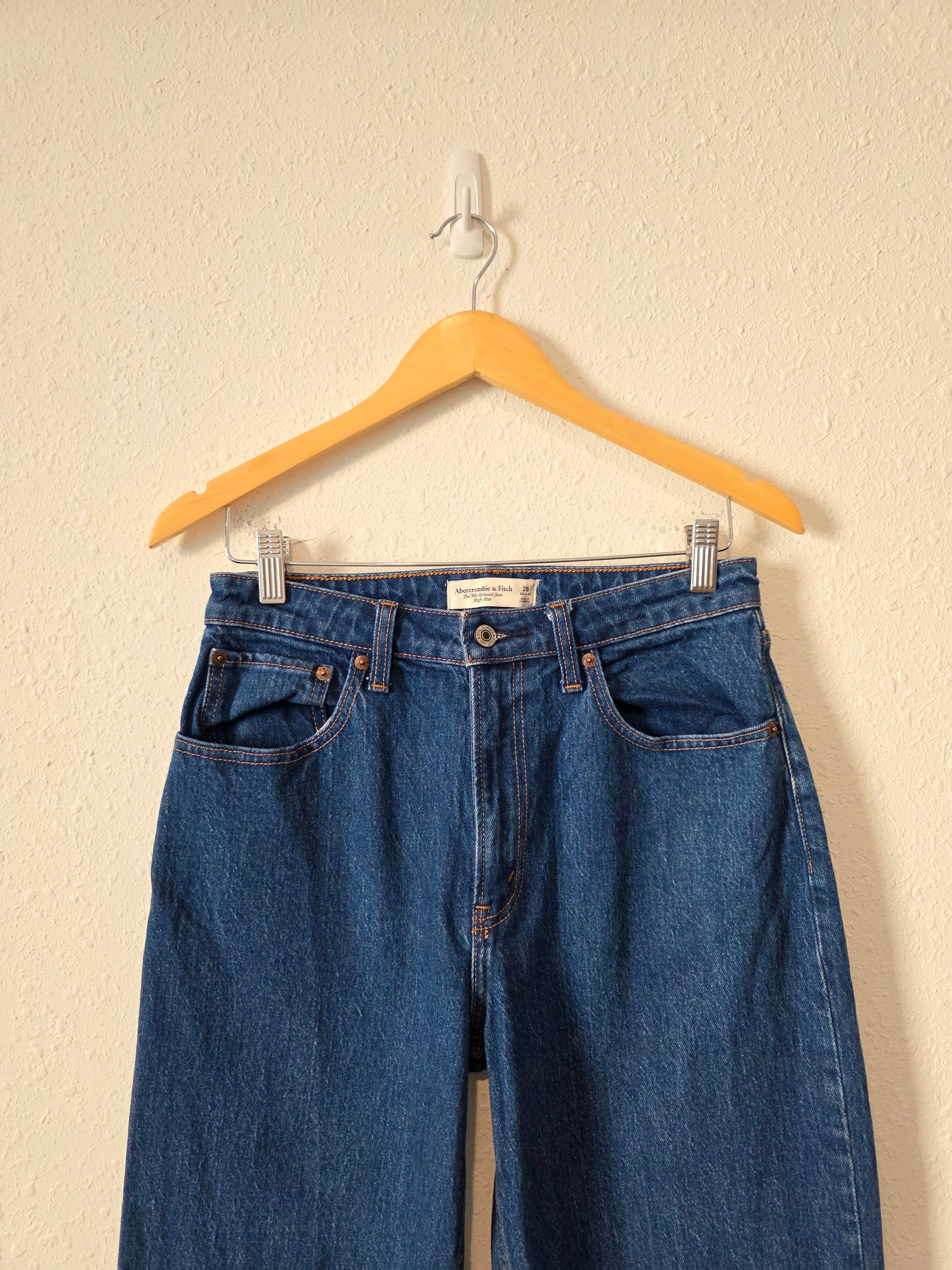 Abercrombie 90s Relaxed Jeans (28)