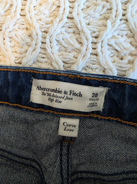 Abercrombie 90s Relaxed Jeans (28)