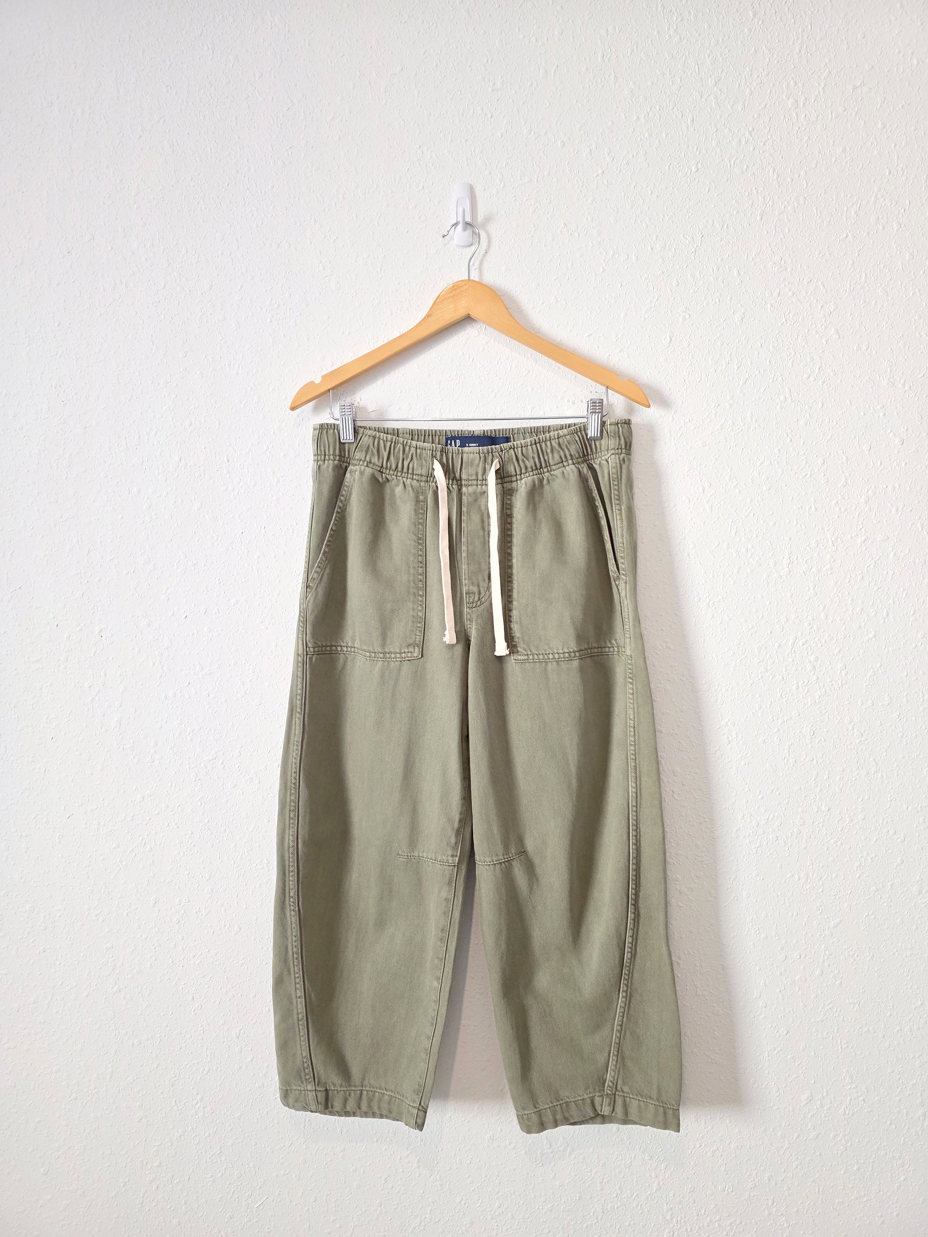 Gap Olive Easy Barrel Jeans (S short)