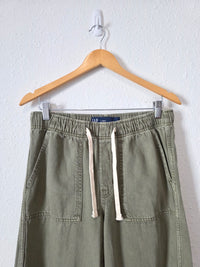 Gap Olive Easy Barrel Jeans (S short)