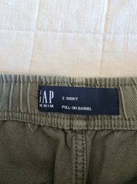 Gap Olive Easy Barrel Jeans (S short)