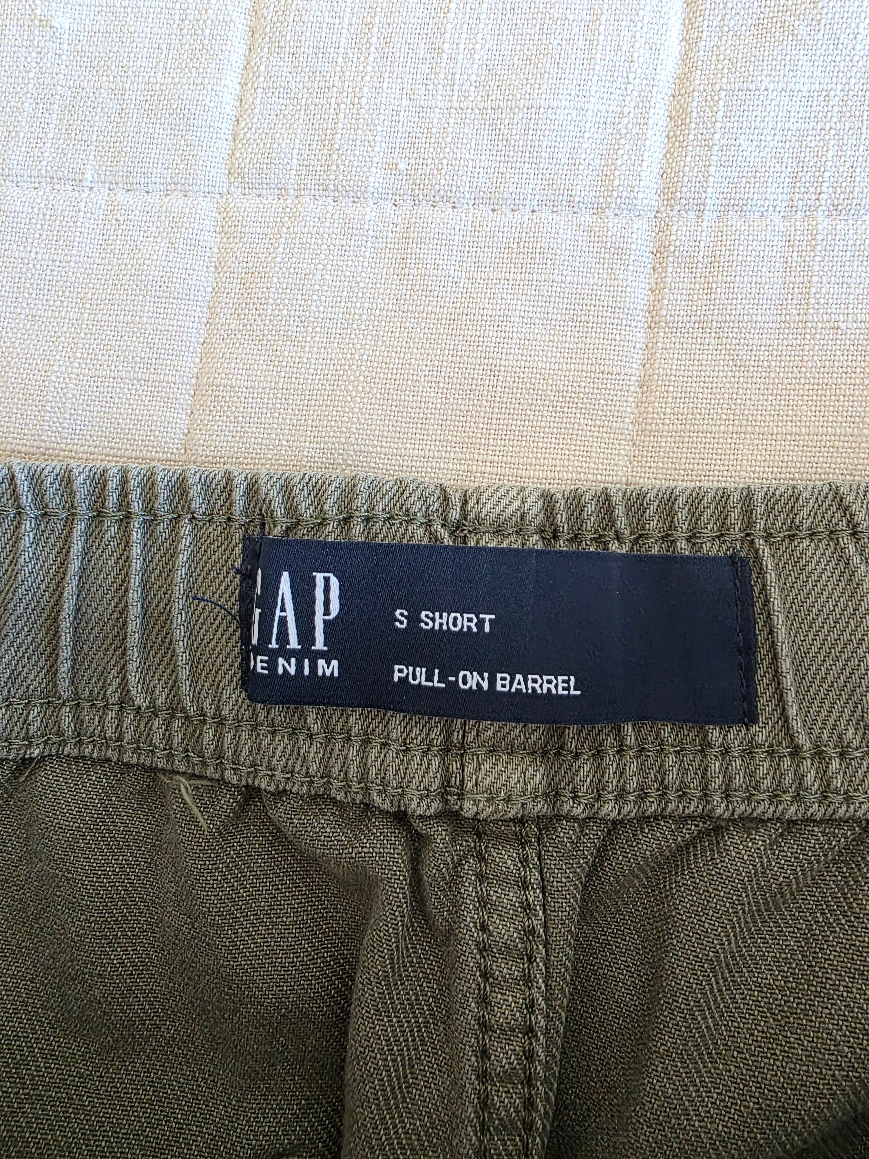 Gap Olive Easy Barrel Jeans (S short)