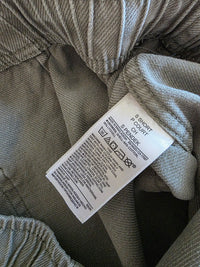 Gap Olive Easy Barrel Jeans (S short)