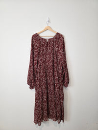 Hayden Ditsy Floral Midi Dress (1X)