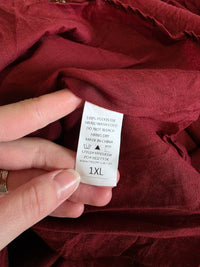 Hayden Ditsy Floral Midi Dress (1X)