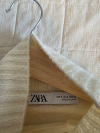 Zara Cream Turtleneck Sweater (S)
