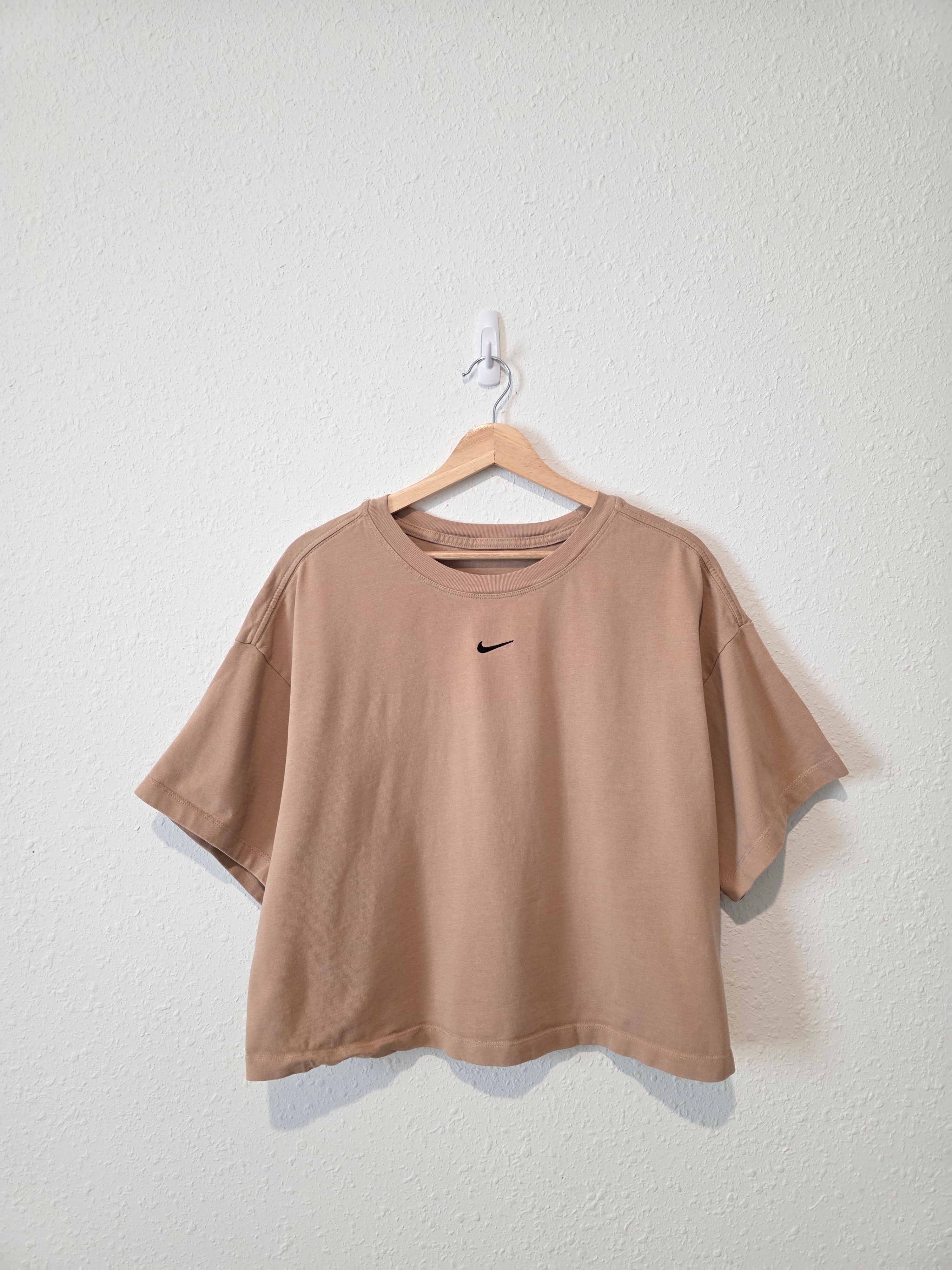 Nike Cropped Cotton Tee (1X)