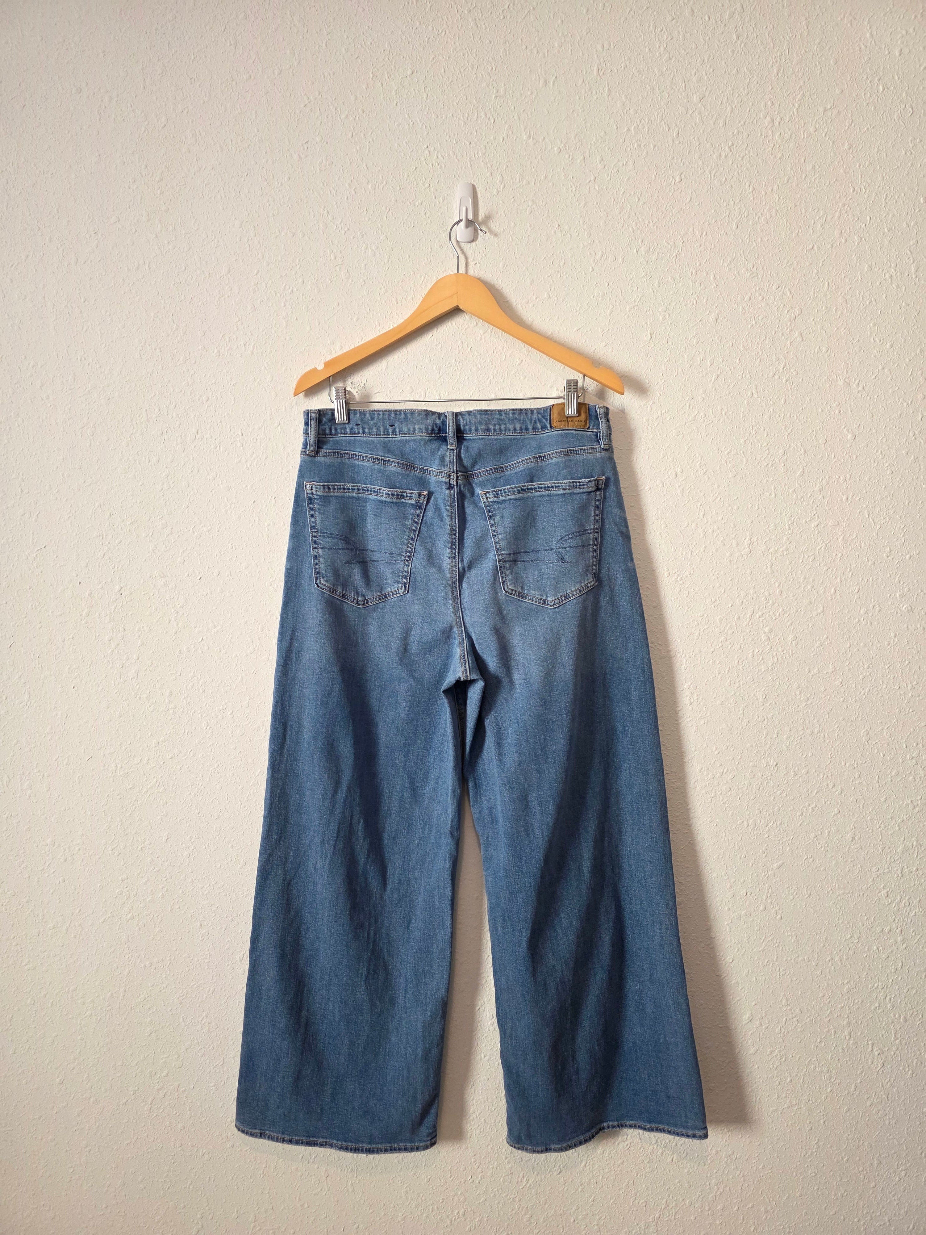 AE Baggy Wide Leg Jeans (12)