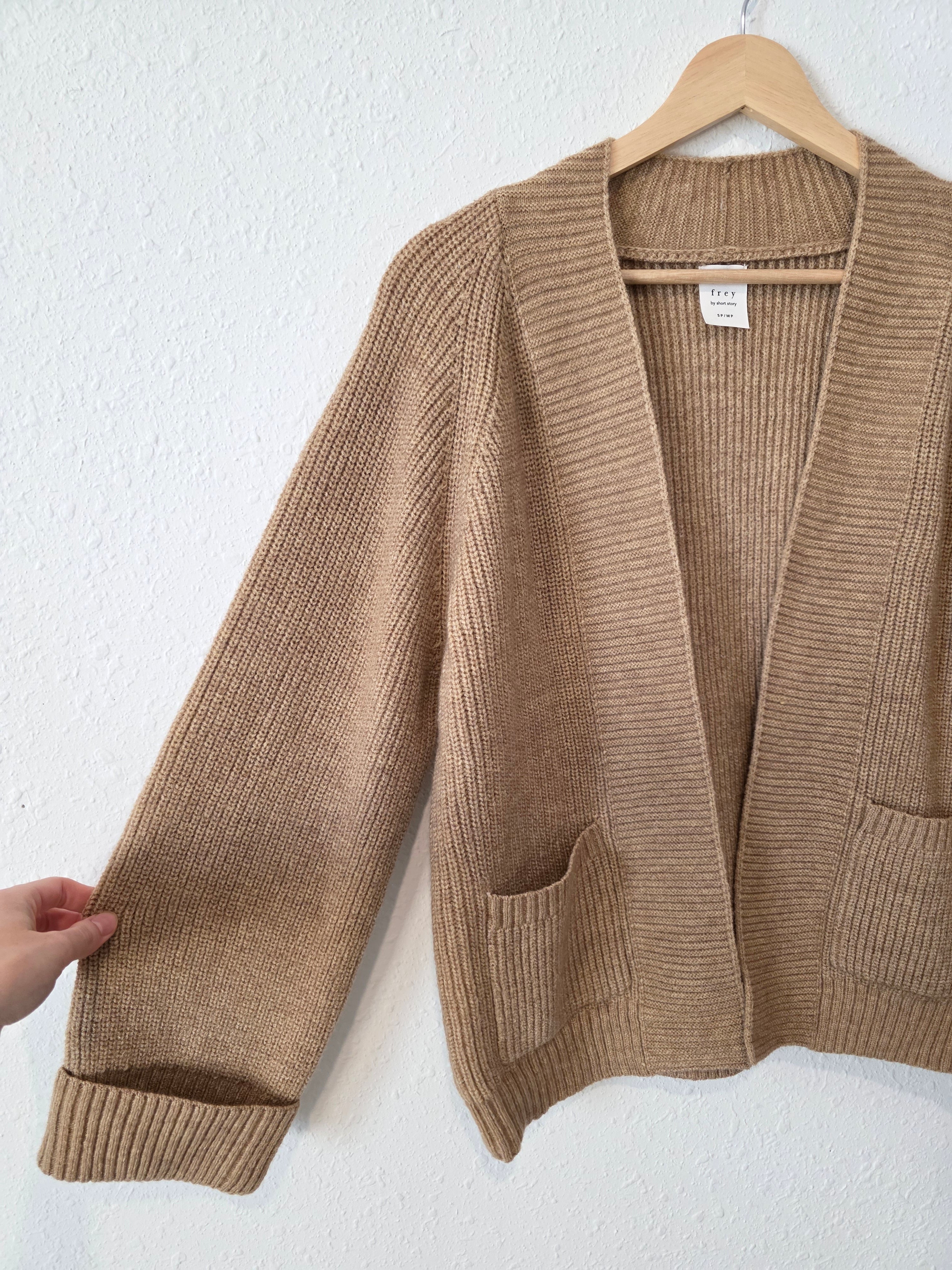 Brown Ribbed Cardigan Sweater (S/M)