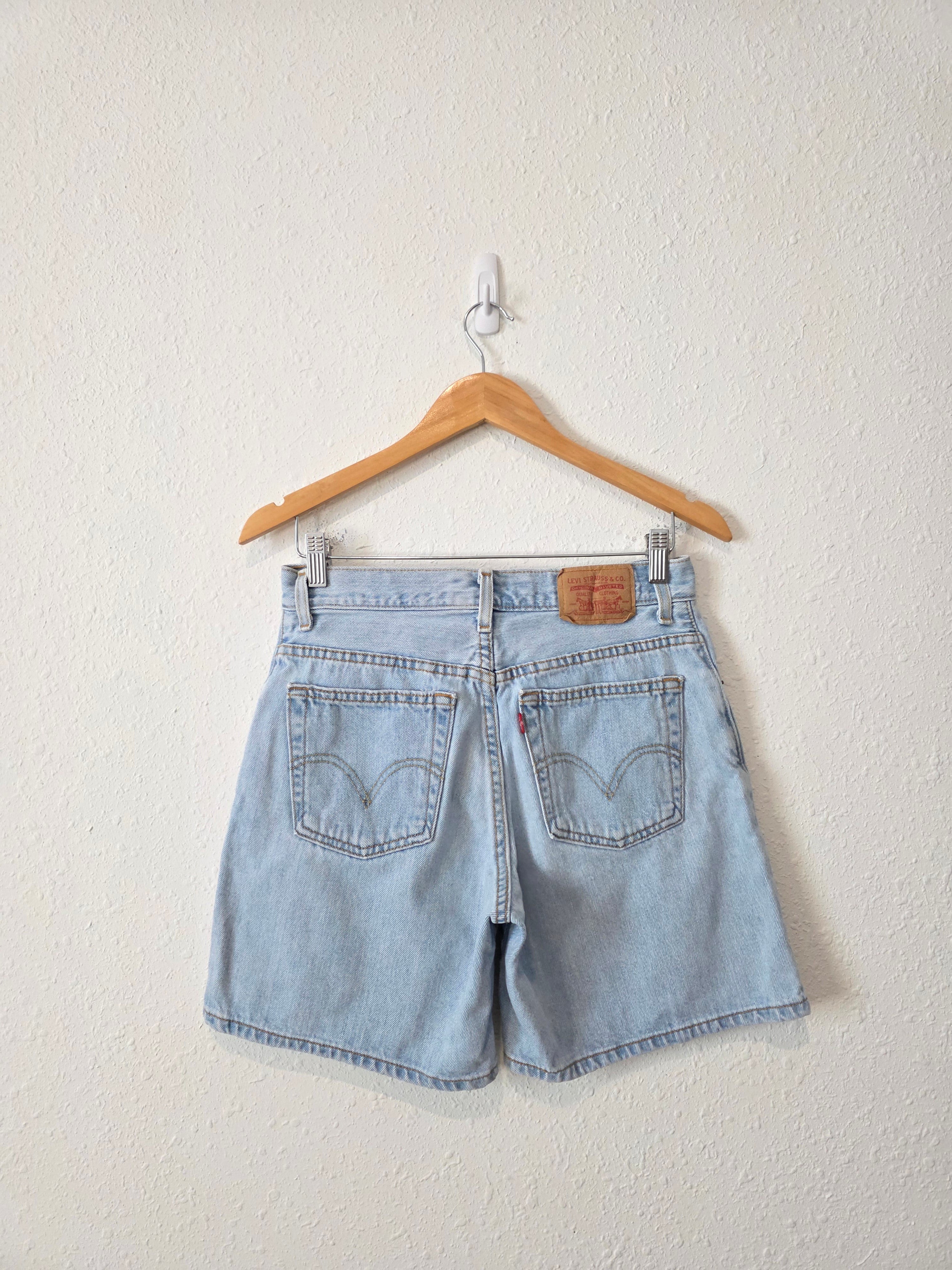 Vintage Levi's Denim Shorts (28)