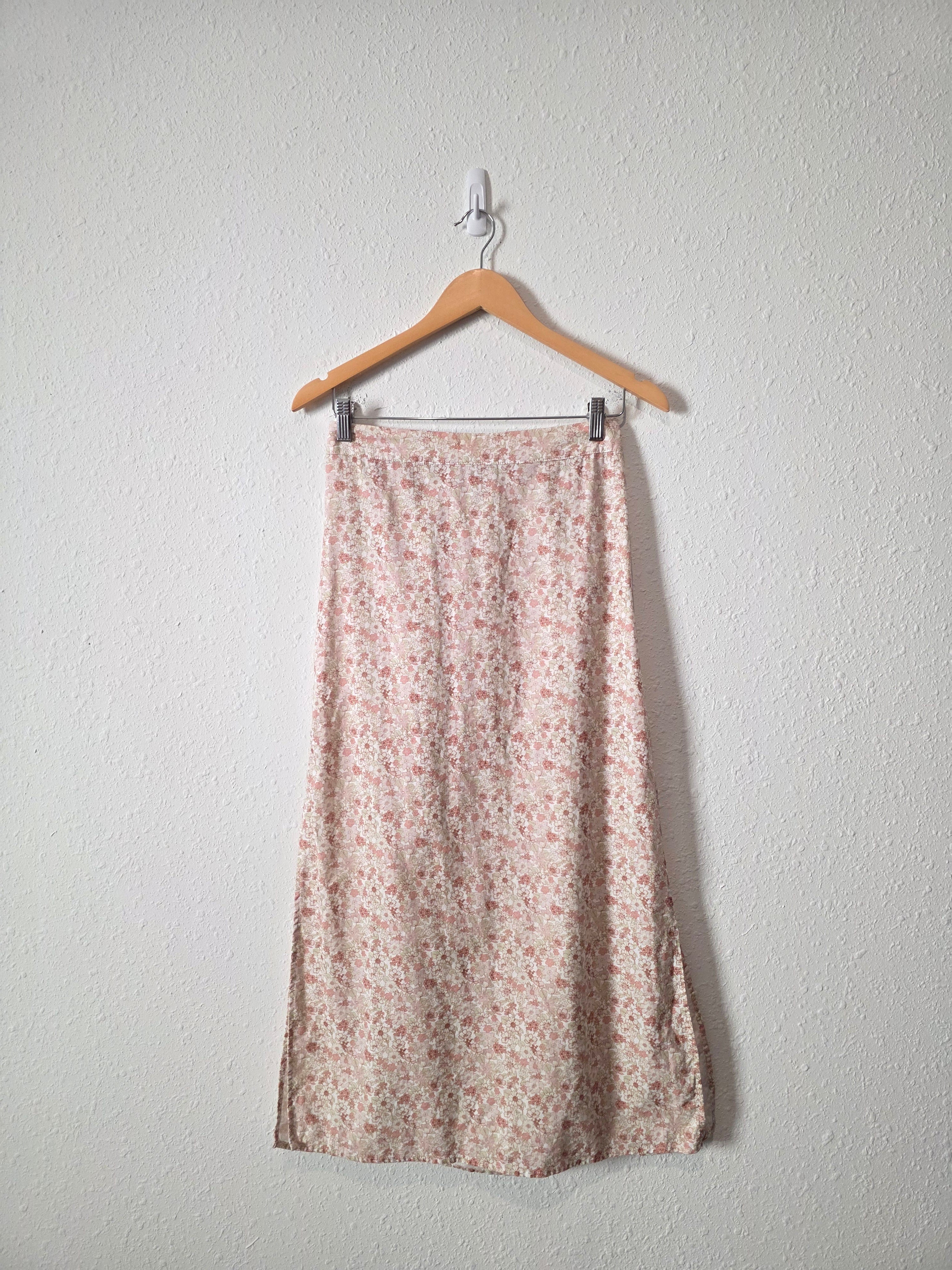 Rhythm Floral Midi Skirt (4)