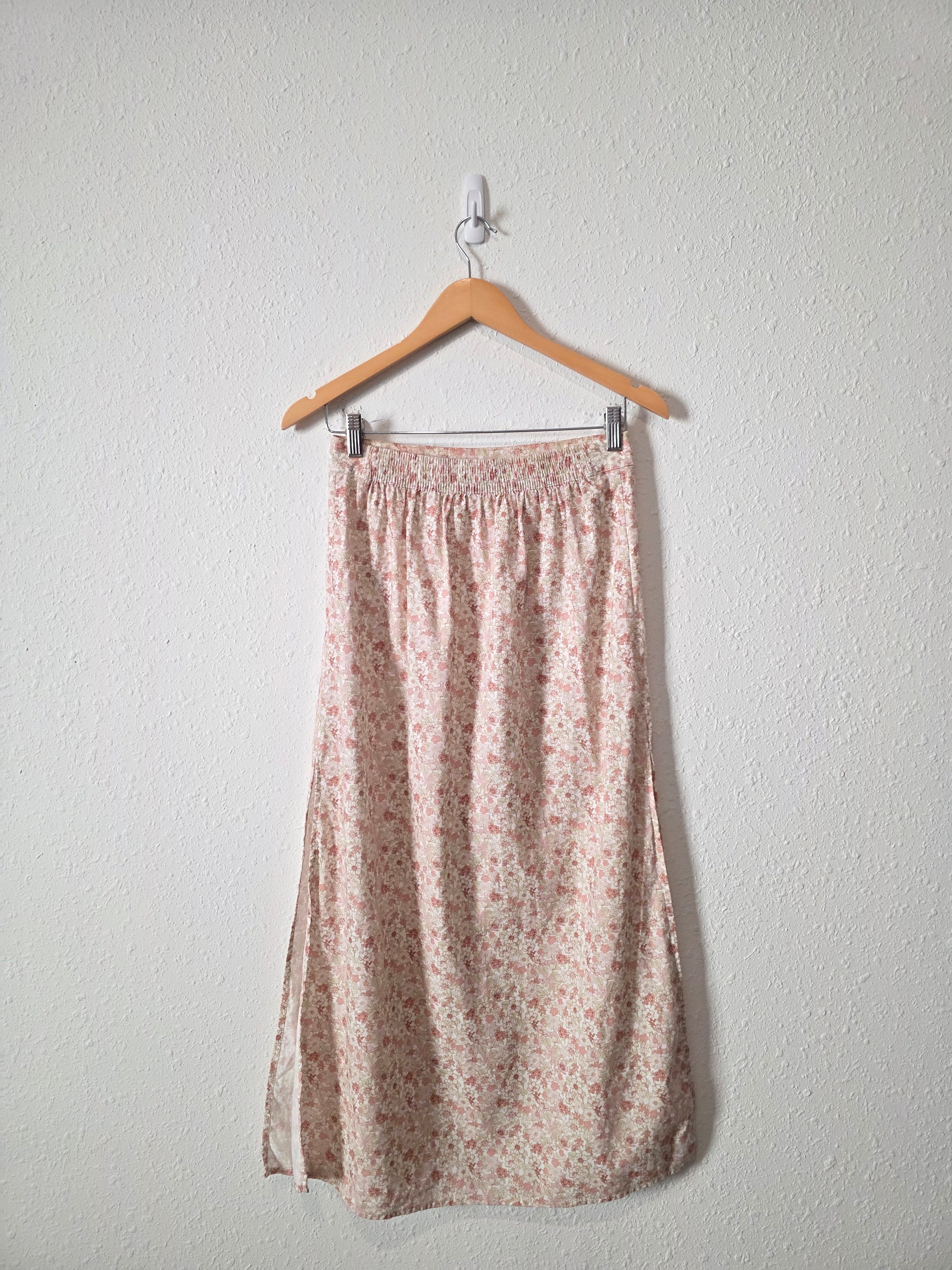 Rhythm Floral Midi Skirt (4)