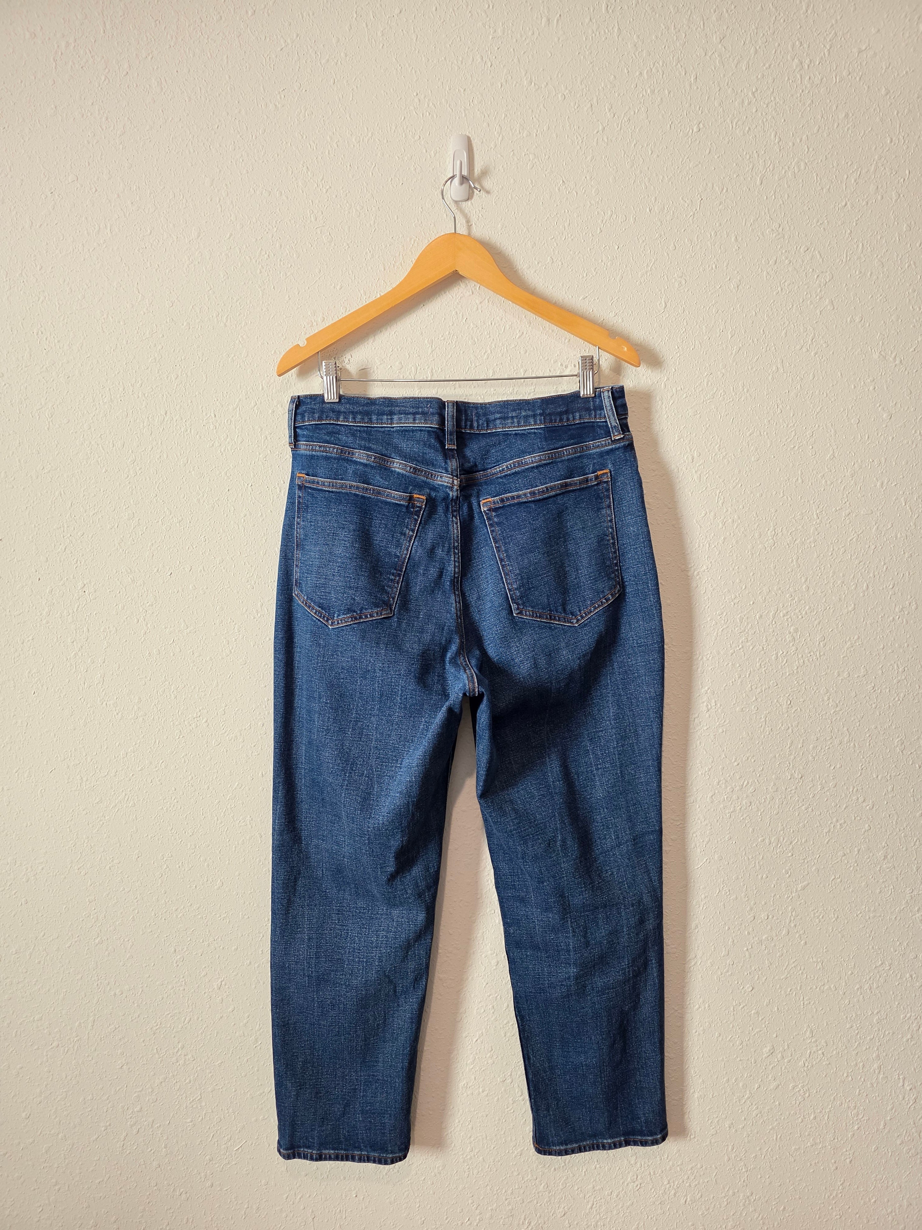 Abercrombie Ankle Straight Jeans (31)