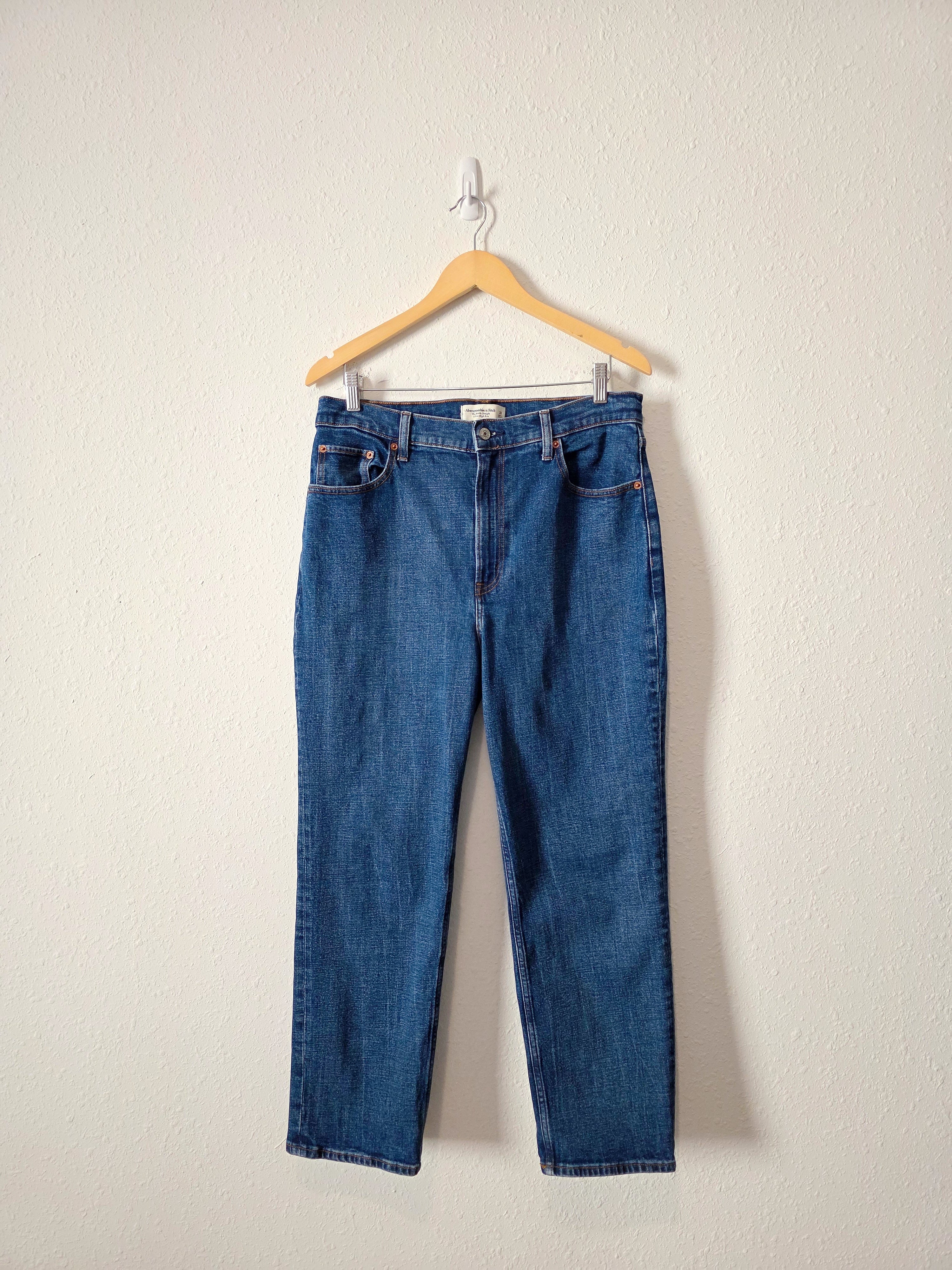 Abercrombie Ankle Straight Jeans (31)