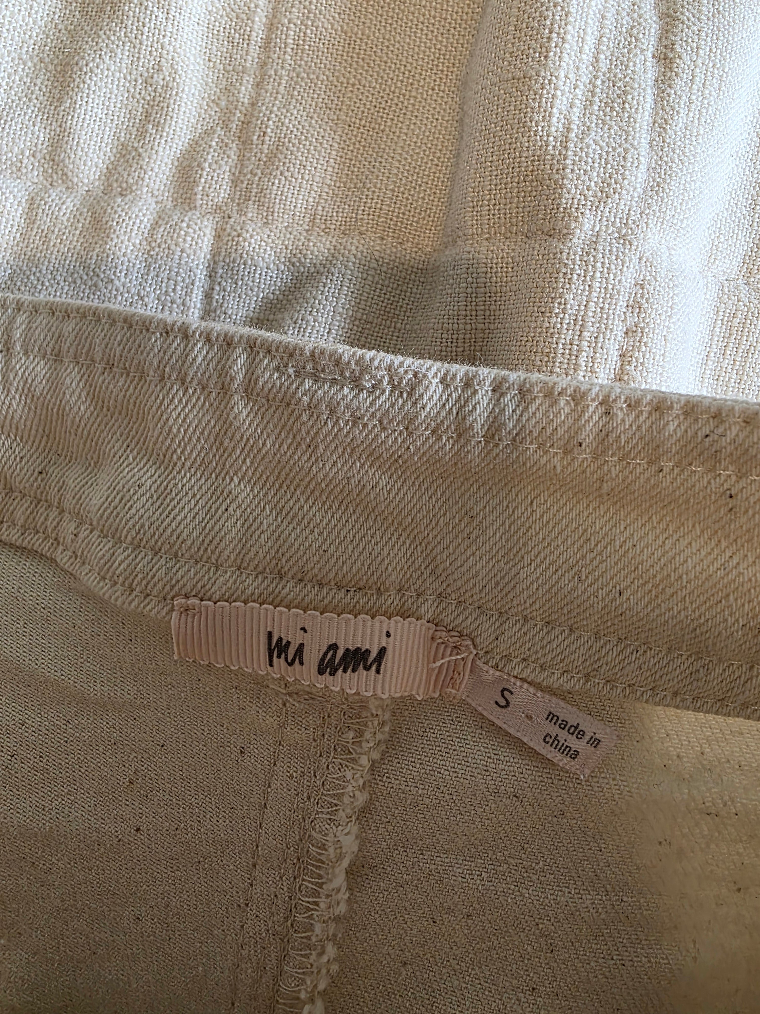 Neutral Wide Leg Jeans (S)