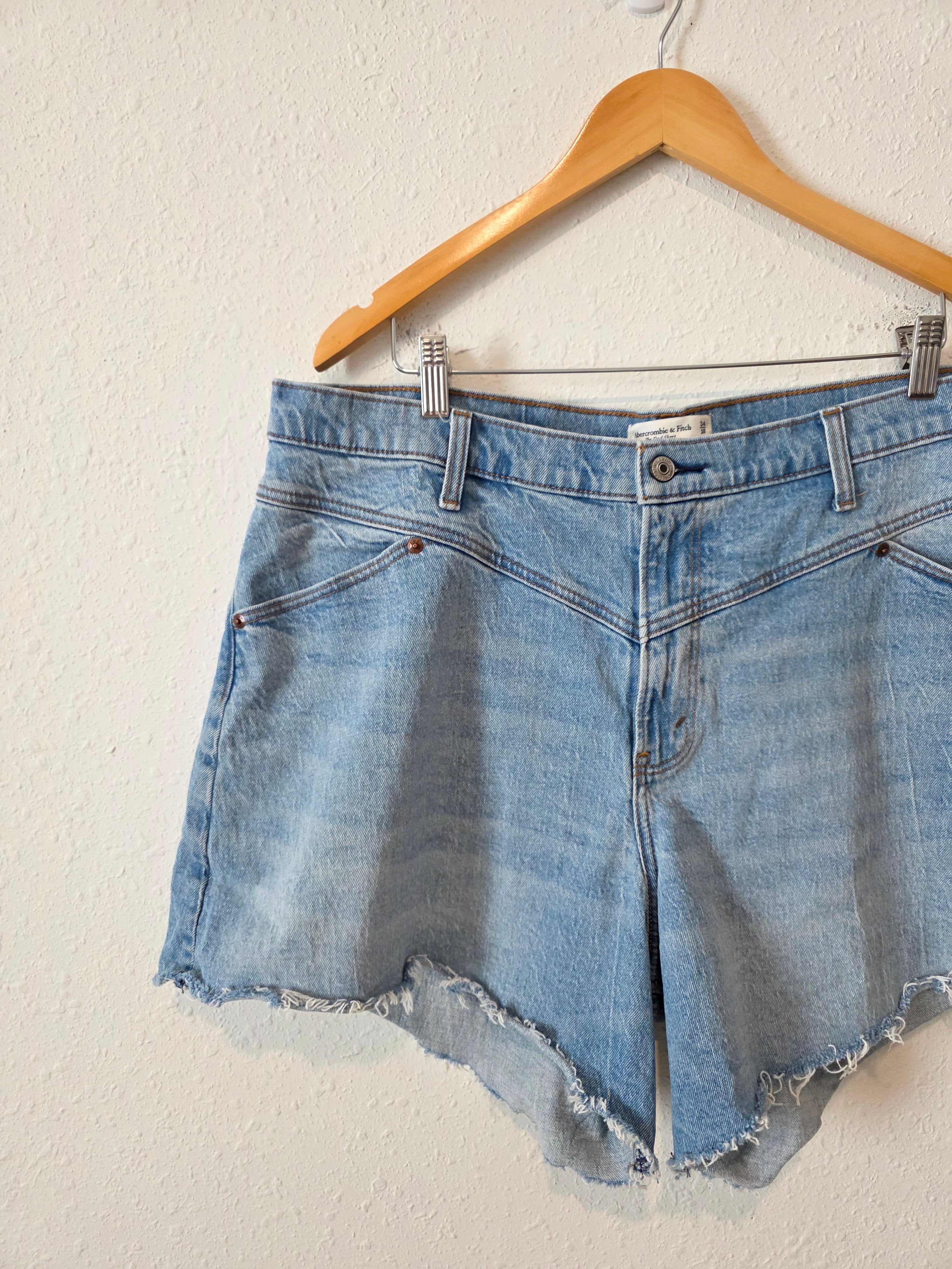 Abercrombie Denim Dad Shorts (34/18)