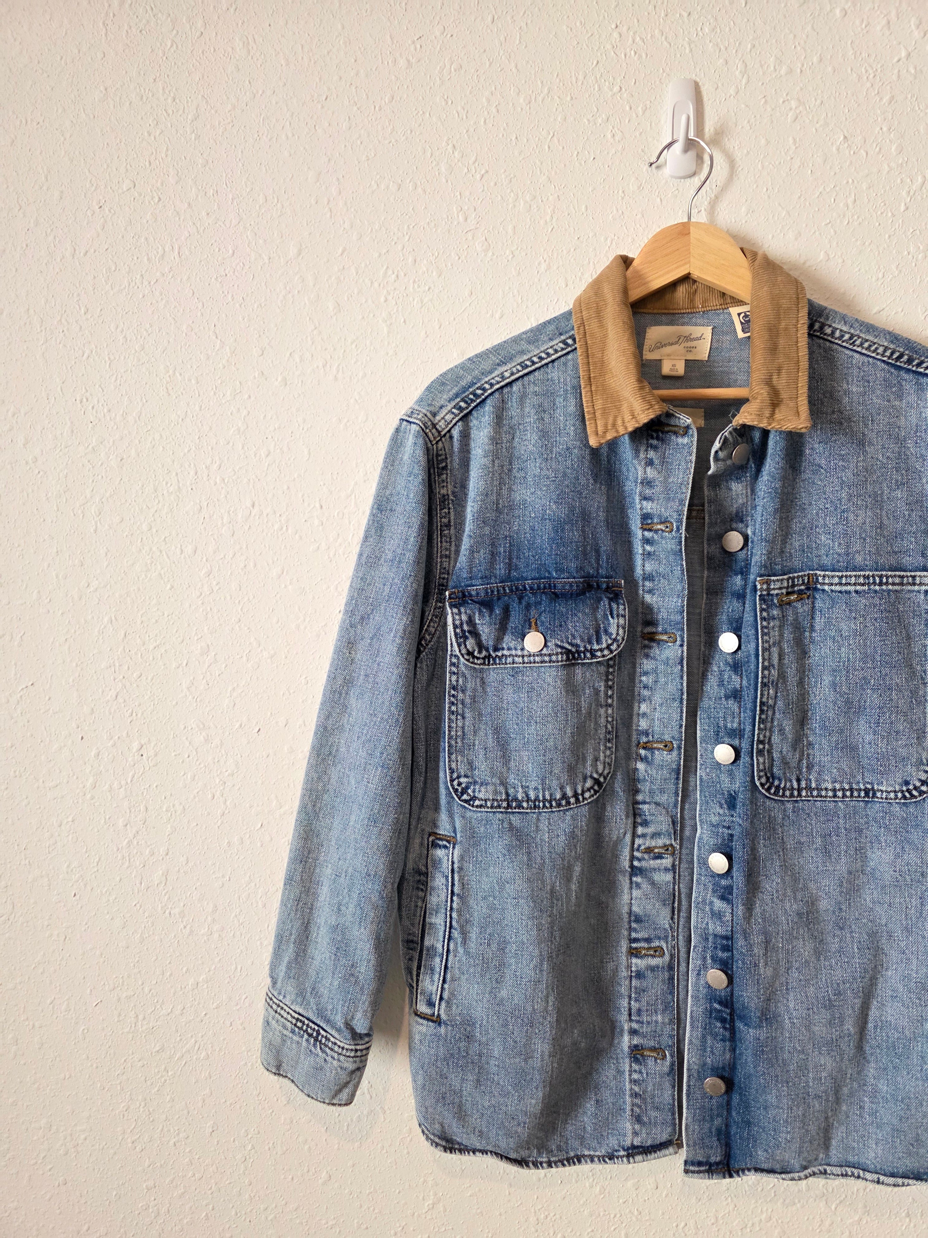 Oversized Denim Shirt Jacket (XS)