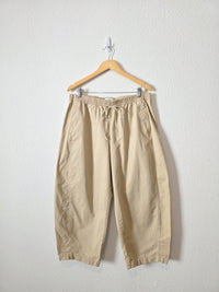 Abercrombie Pull On Barrel Pants (L short)