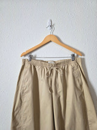 Abercrombie Pull On Barrel Pants (L short)