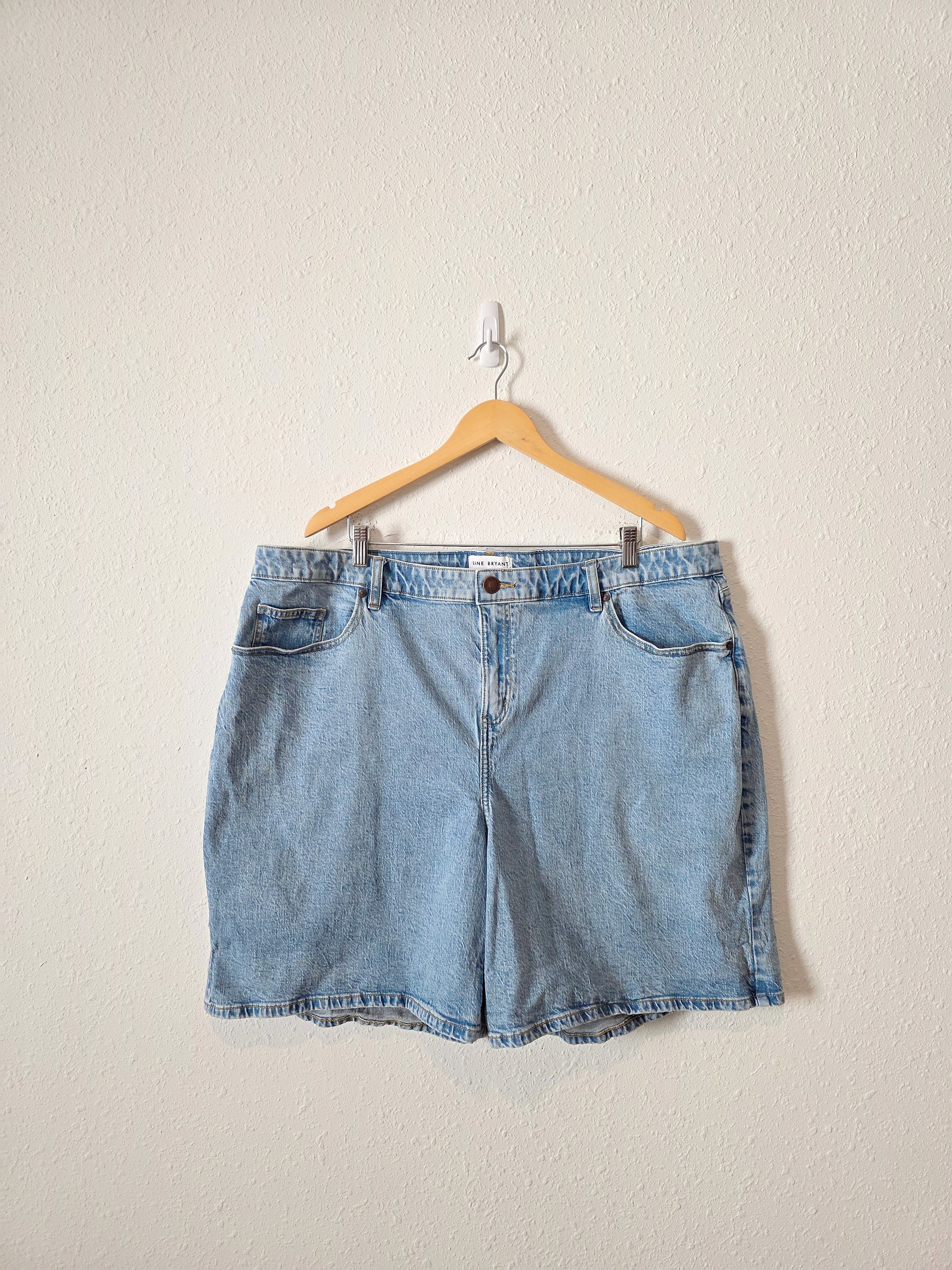 Light Wash Relaxed Denim Shorts (22)