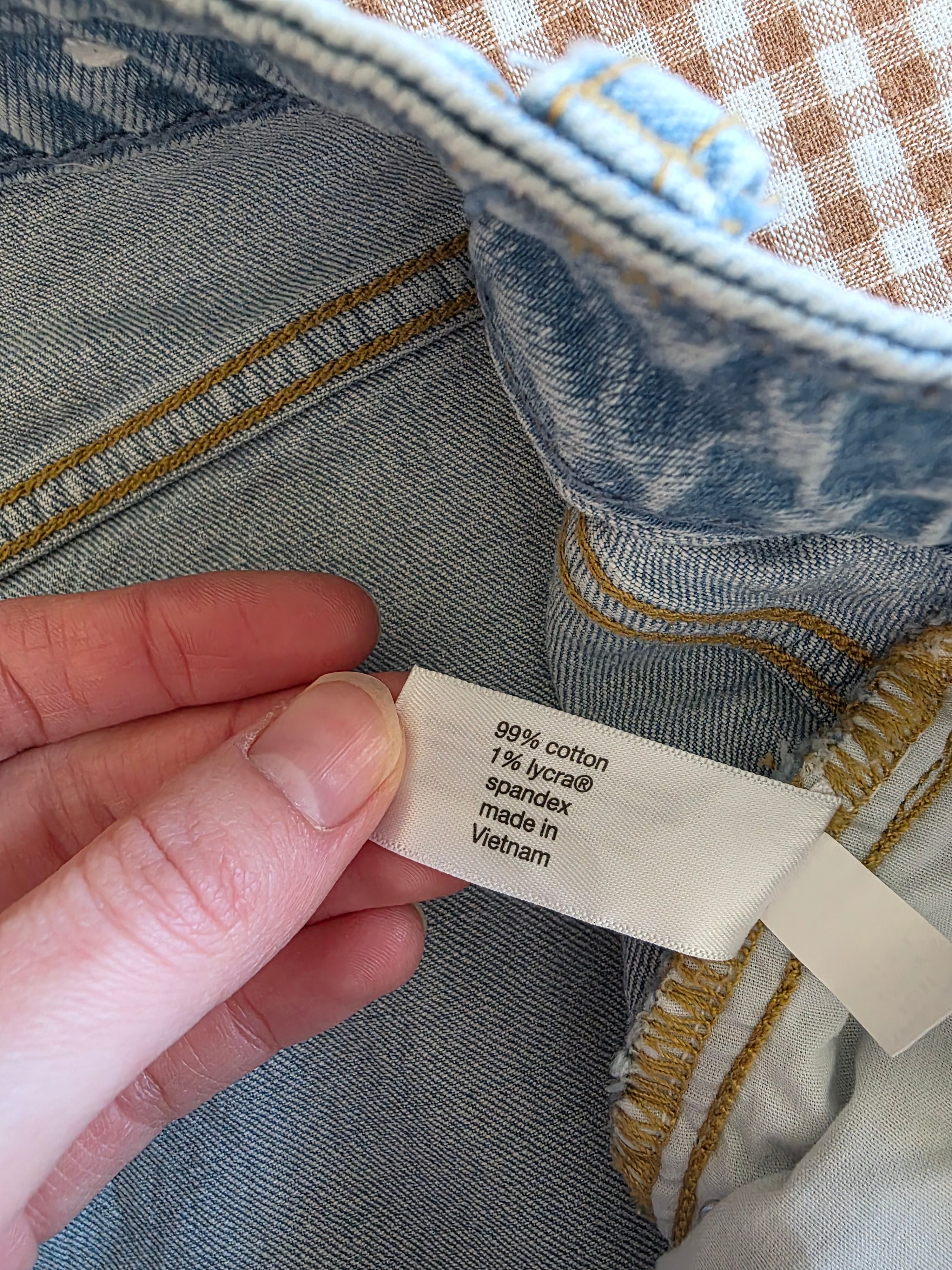 Light Wash Relaxed Denim Shorts (22)
