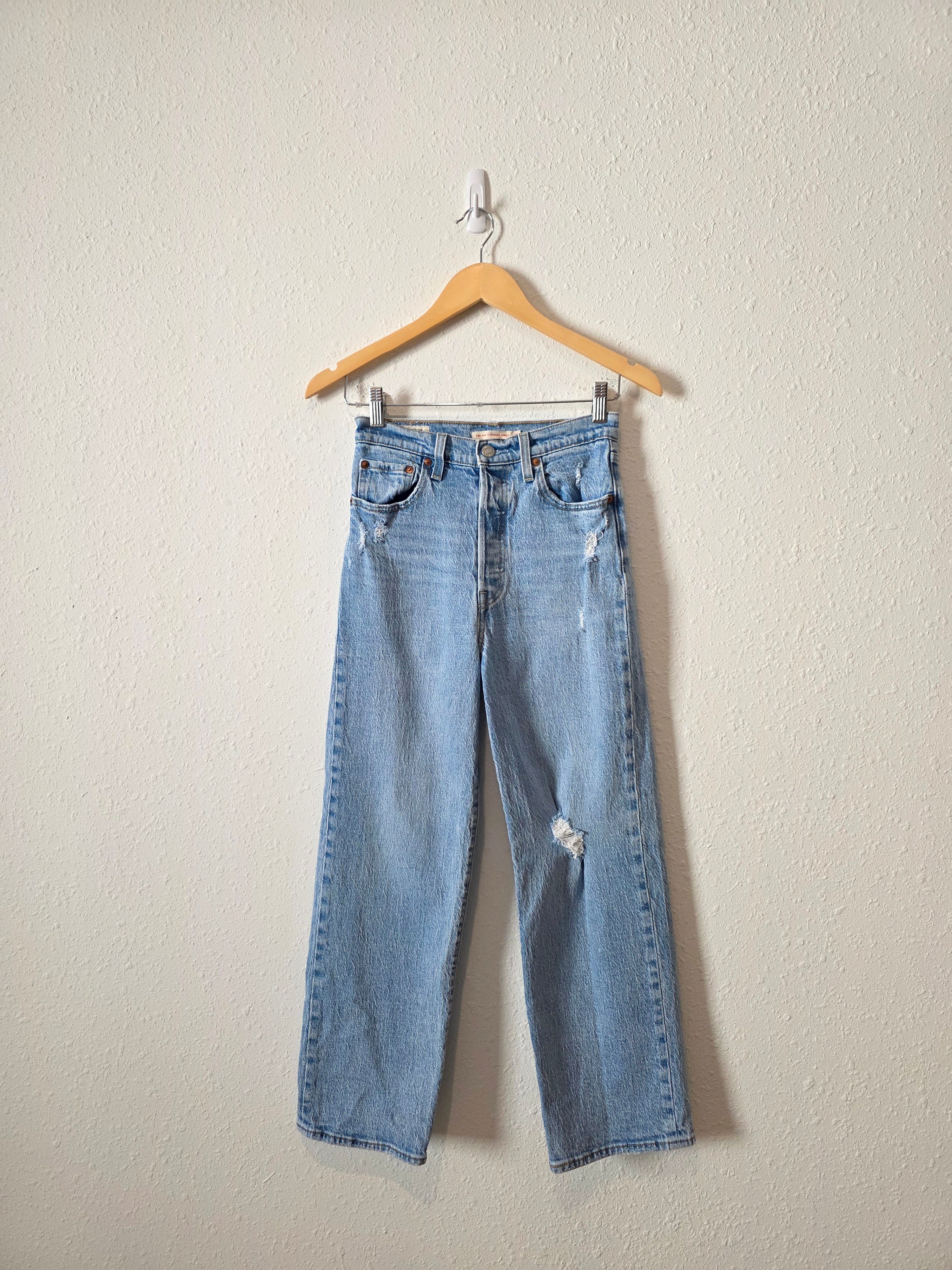 Levi's Ribcage Straight Jeans (25)